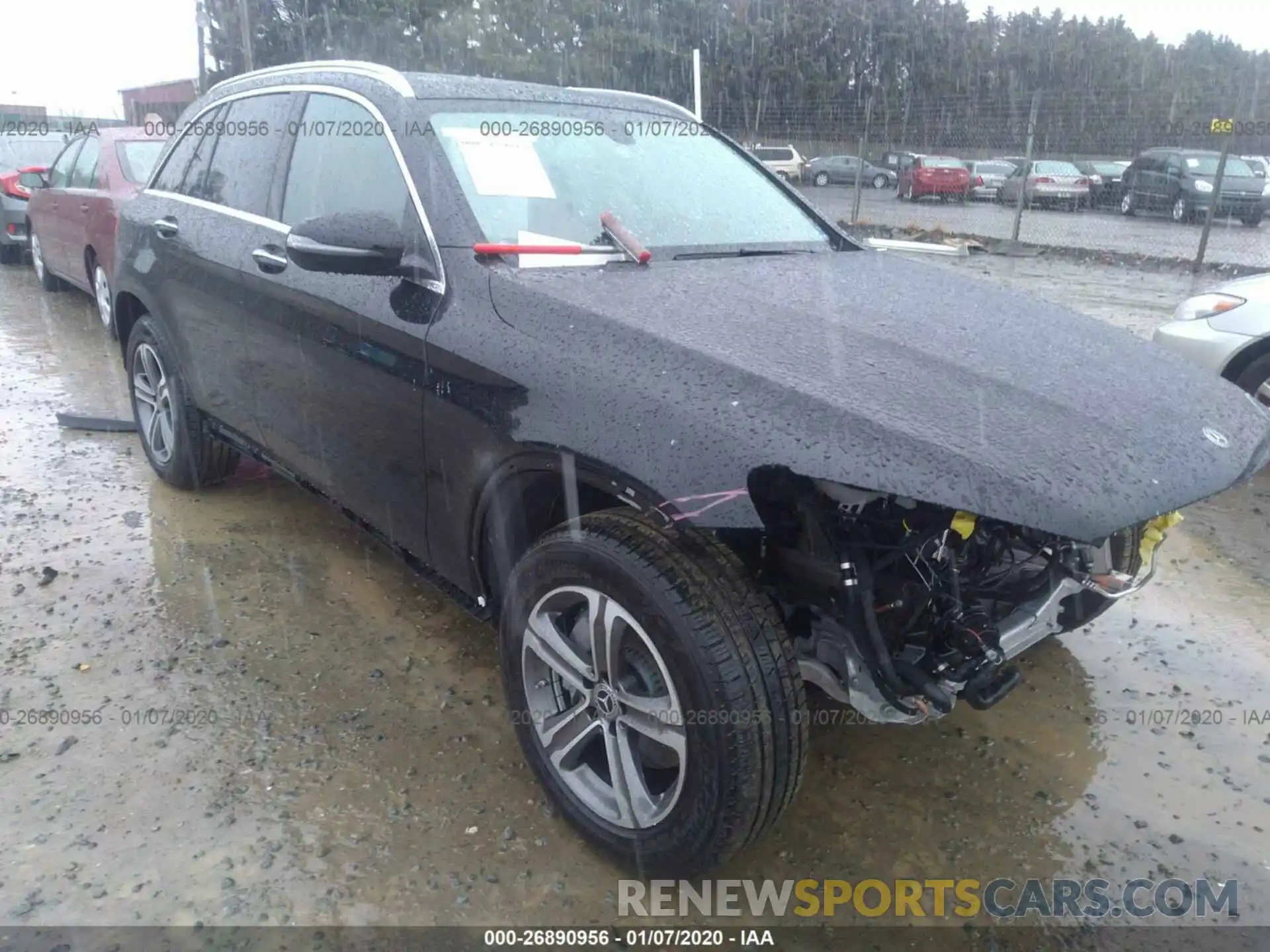 1 Photograph of a damaged car WDC0G4KB2KF638519 MERCEDES-BENZ GLC 2019