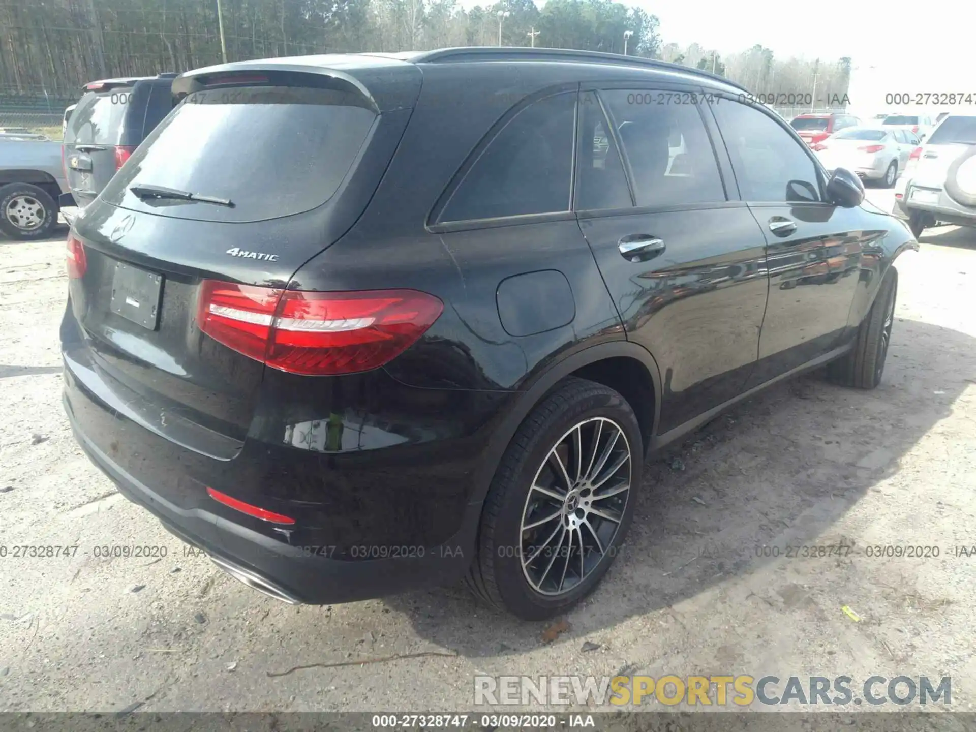 4 Фотография поврежденного автомобиля WDC0G4KB2KV125065 MERCEDES-BENZ GLC 2019