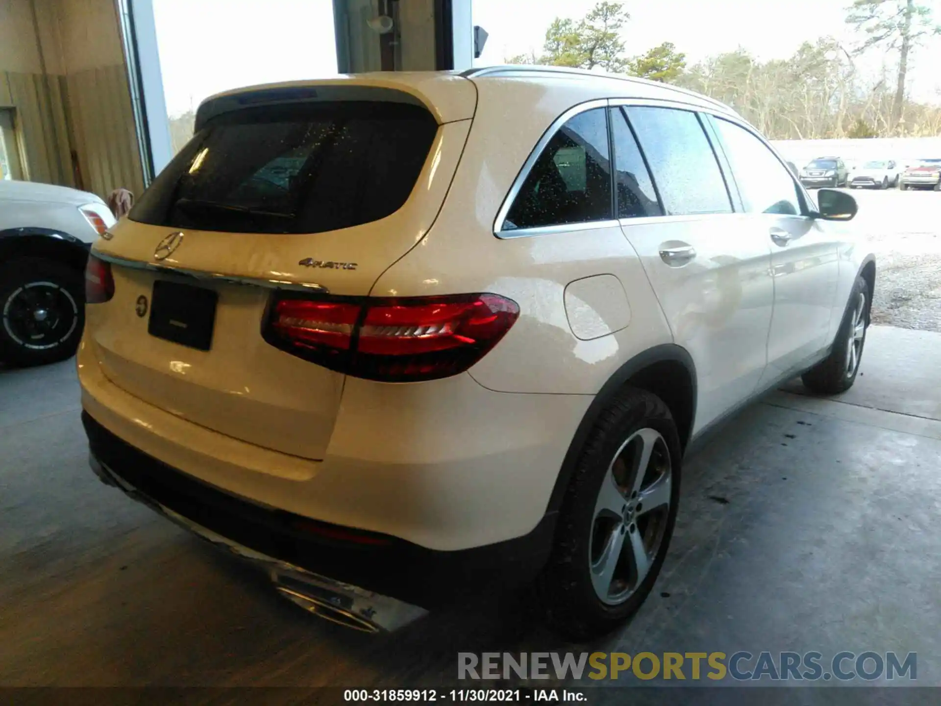 4 Photograph of a damaged car WDC0G4KB2KV136924 MERCEDES-BENZ GLC 2019