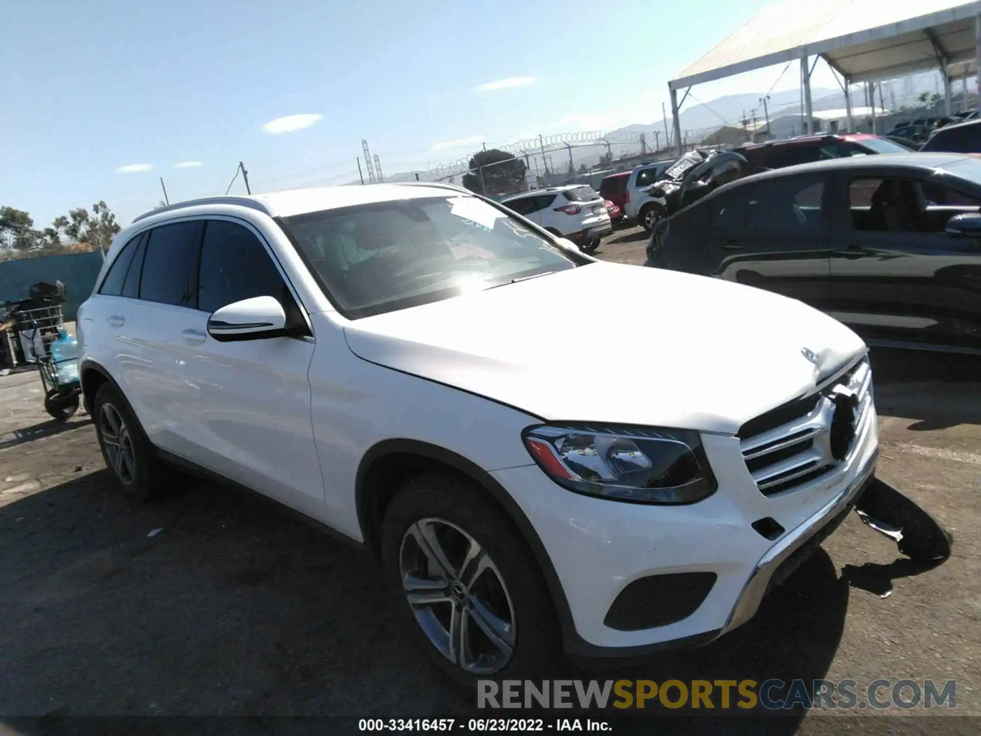 1 Фотография поврежденного автомобиля WDC0G4KB2KV144621 MERCEDES-BENZ GLC 2019