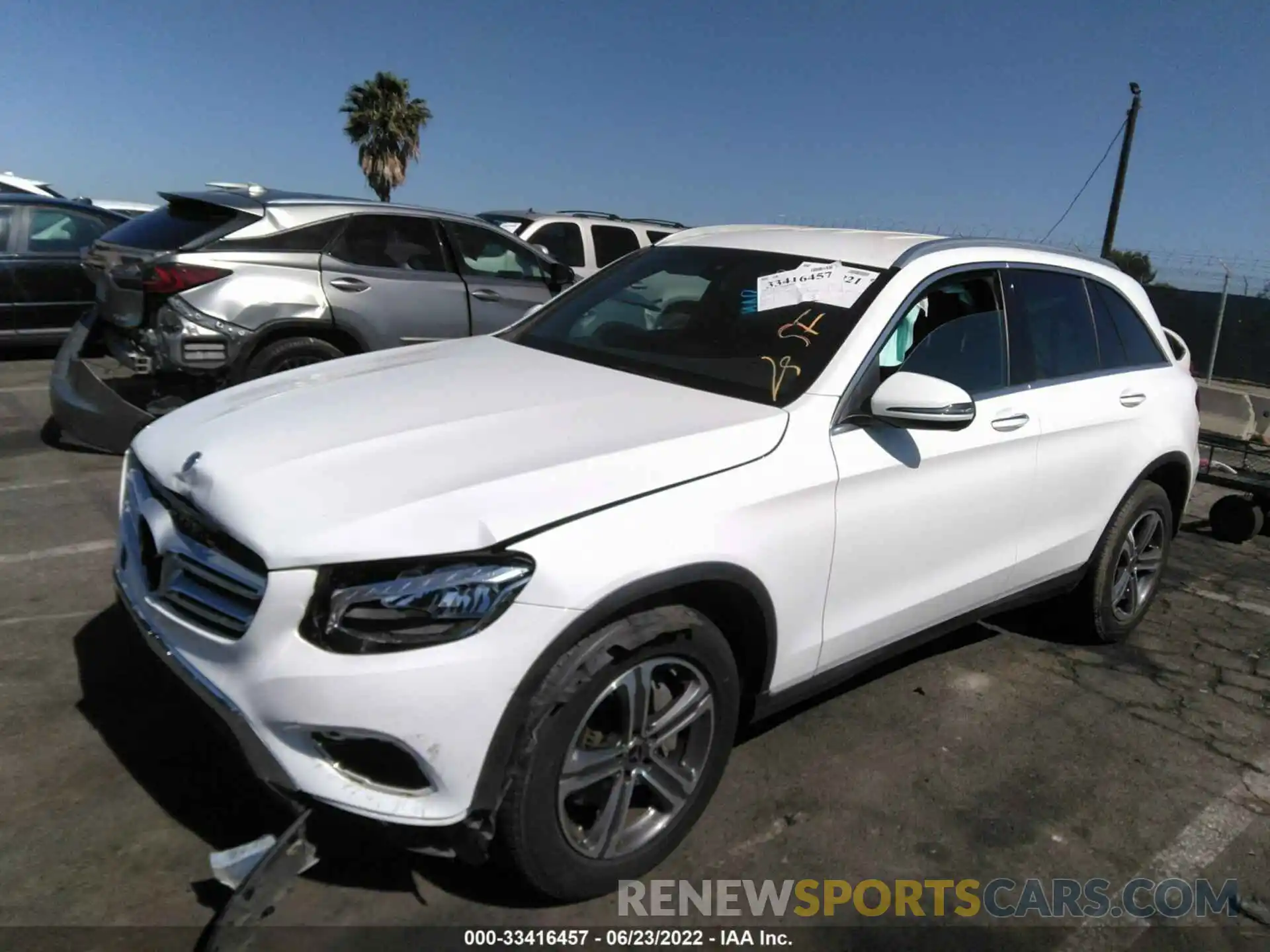 2 Photograph of a damaged car WDC0G4KB2KV144621 MERCEDES-BENZ GLC 2019