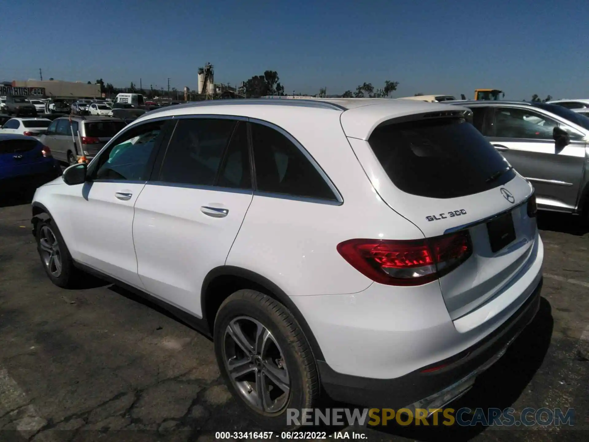 3 Photograph of a damaged car WDC0G4KB2KV144621 MERCEDES-BENZ GLC 2019