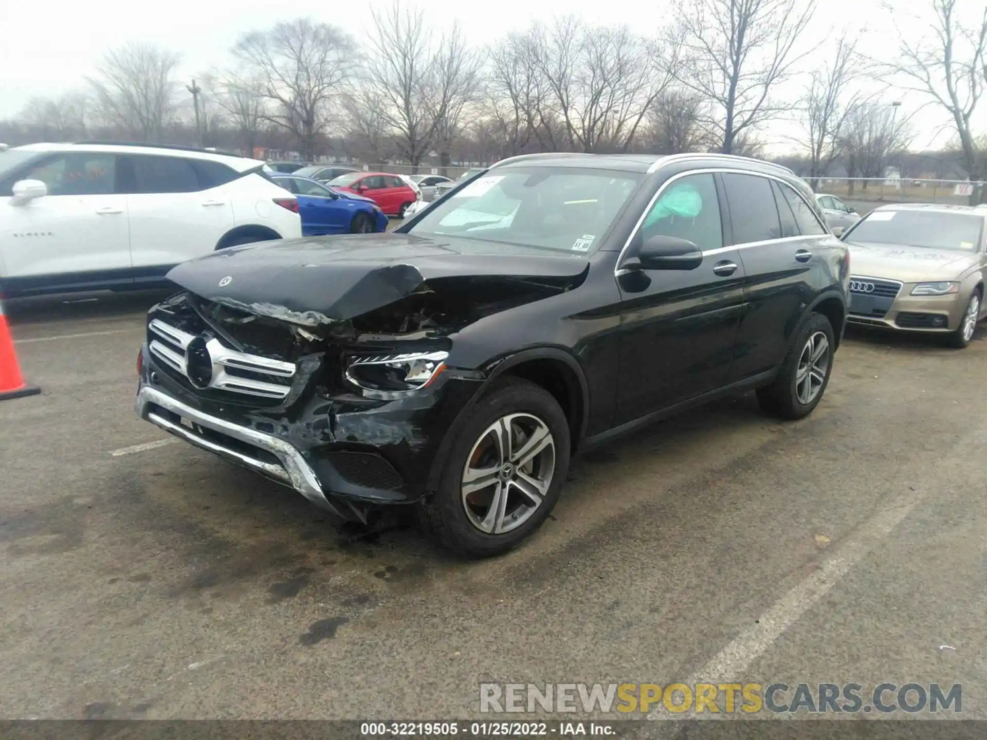 2 Photograph of a damaged car WDC0G4KB2KV148460 MERCEDES-BENZ GLC 2019