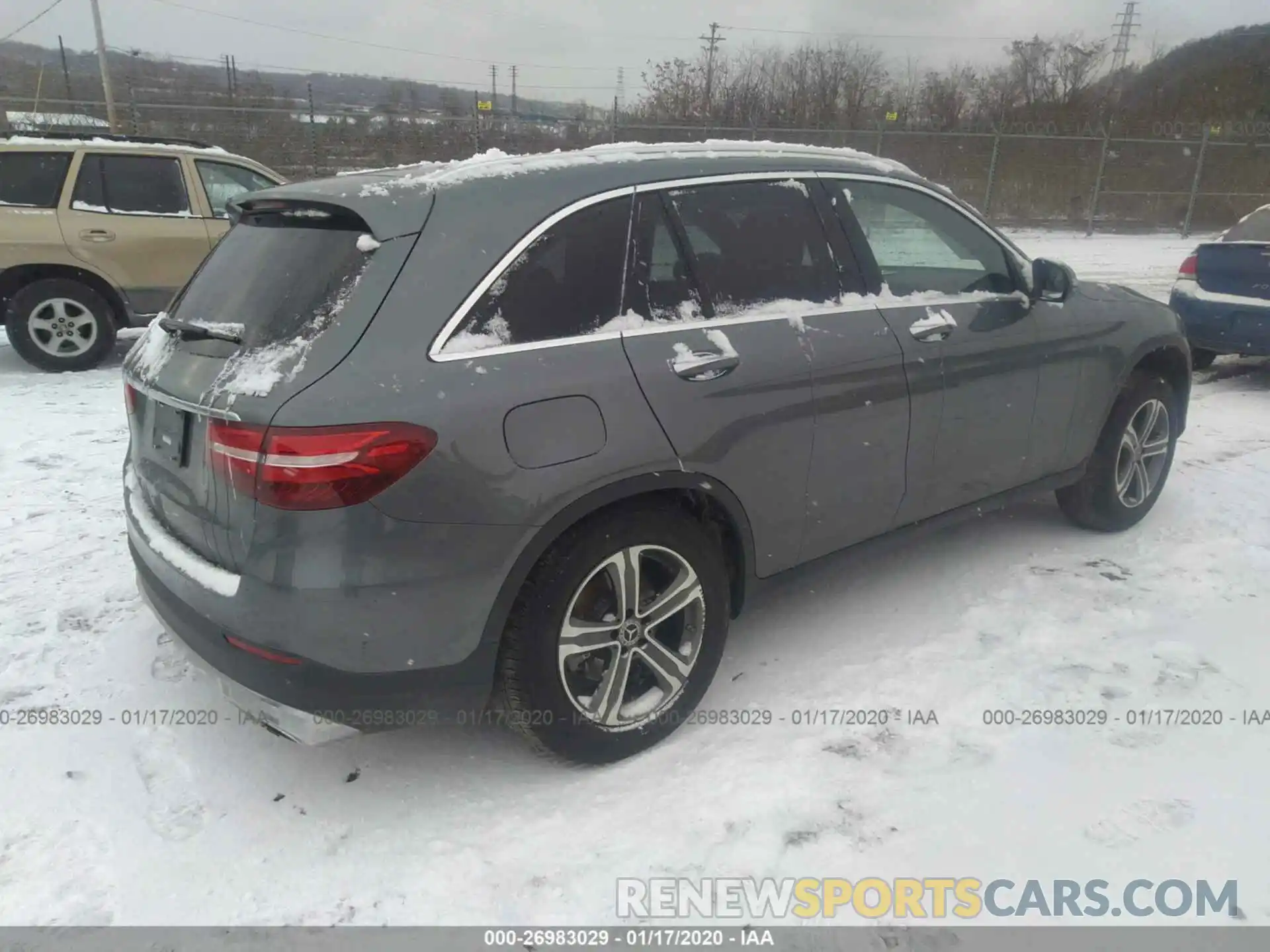 4 Photograph of a damaged car WDC0G4KB2KV151536 MERCEDES-BENZ GLC 2019