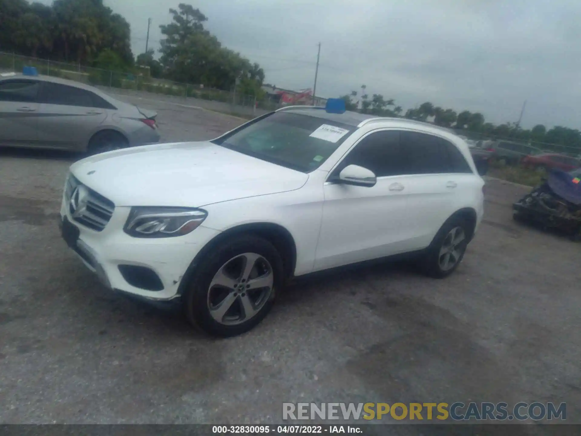 4 Photograph of a damaged car WDC0G4KB2KV175495 MERCEDES-BENZ GLC 2019