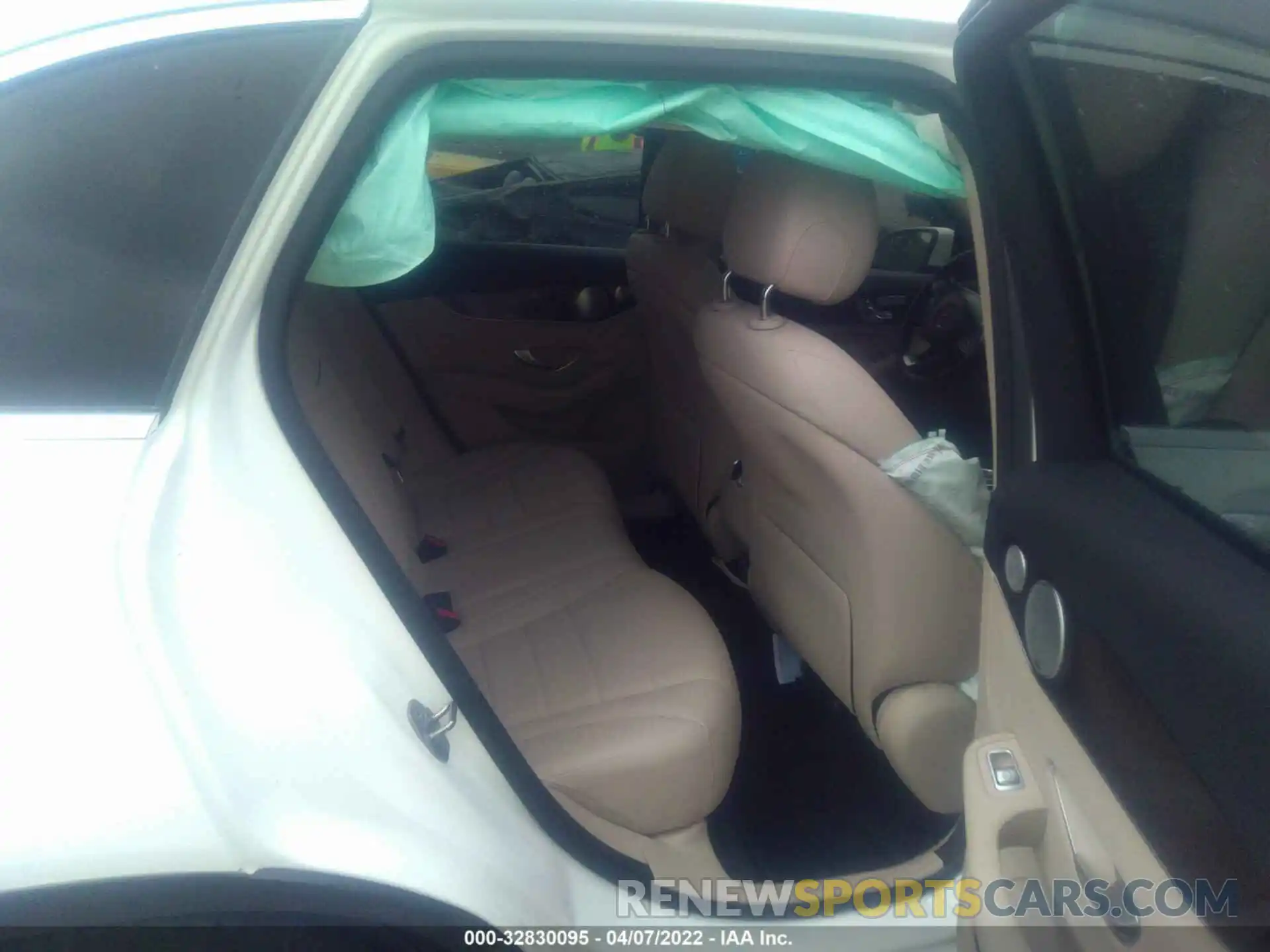 8 Photograph of a damaged car WDC0G4KB2KV175495 MERCEDES-BENZ GLC 2019