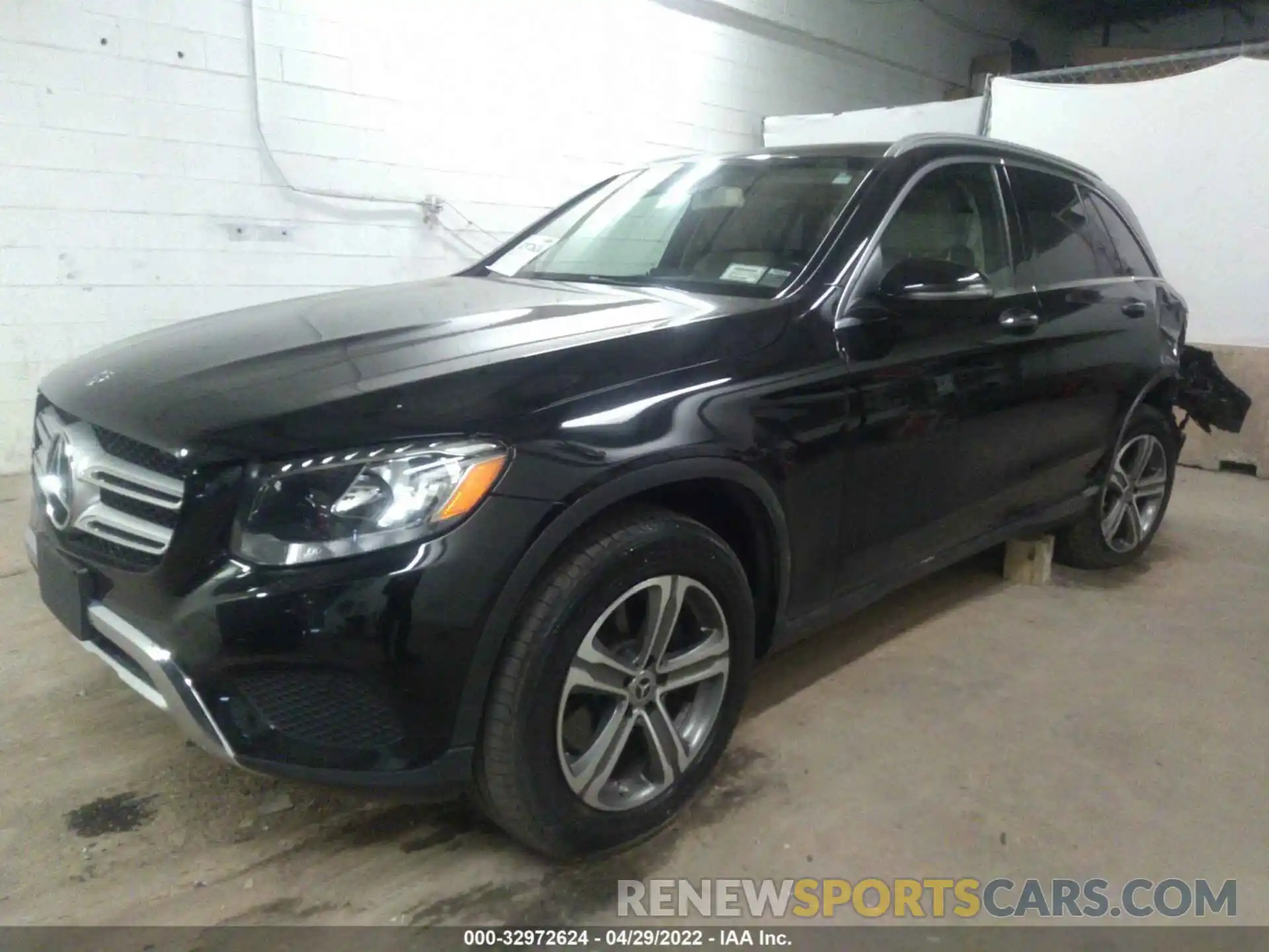 2 Photograph of a damaged car WDC0G4KB3KF598435 MERCEDES-BENZ GLC 2019