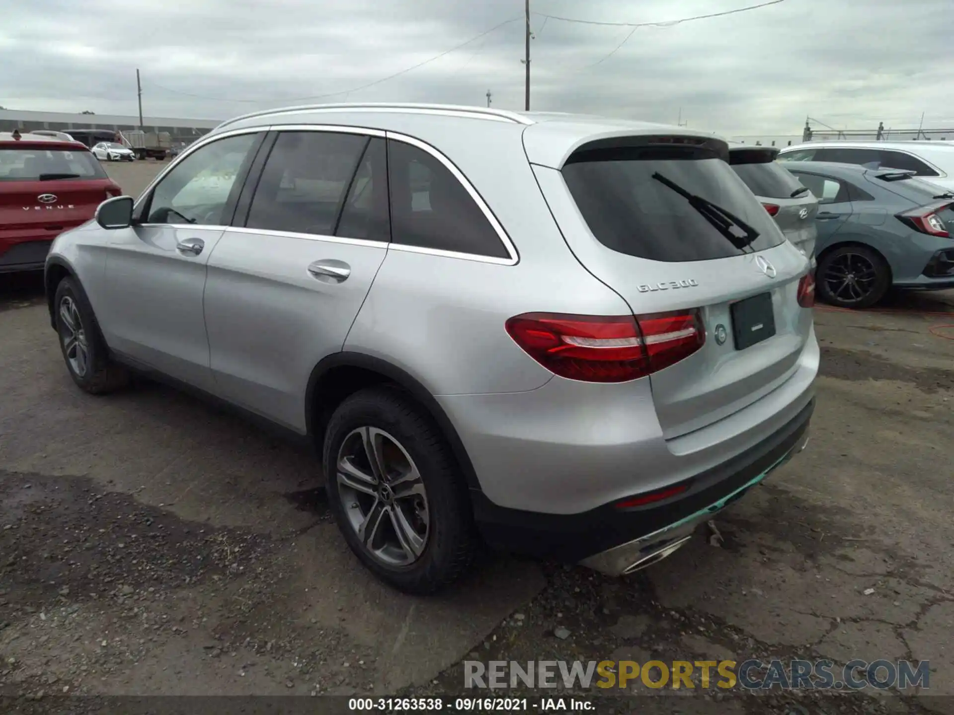 3 Photograph of a damaged car WDC0G4KB3KV151237 MERCEDES-BENZ GLC 2019