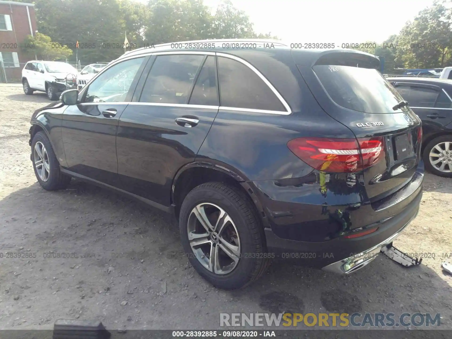 3 Photograph of a damaged car WDC0G4KB3KV180267 MERCEDES-BENZ GLC 2019