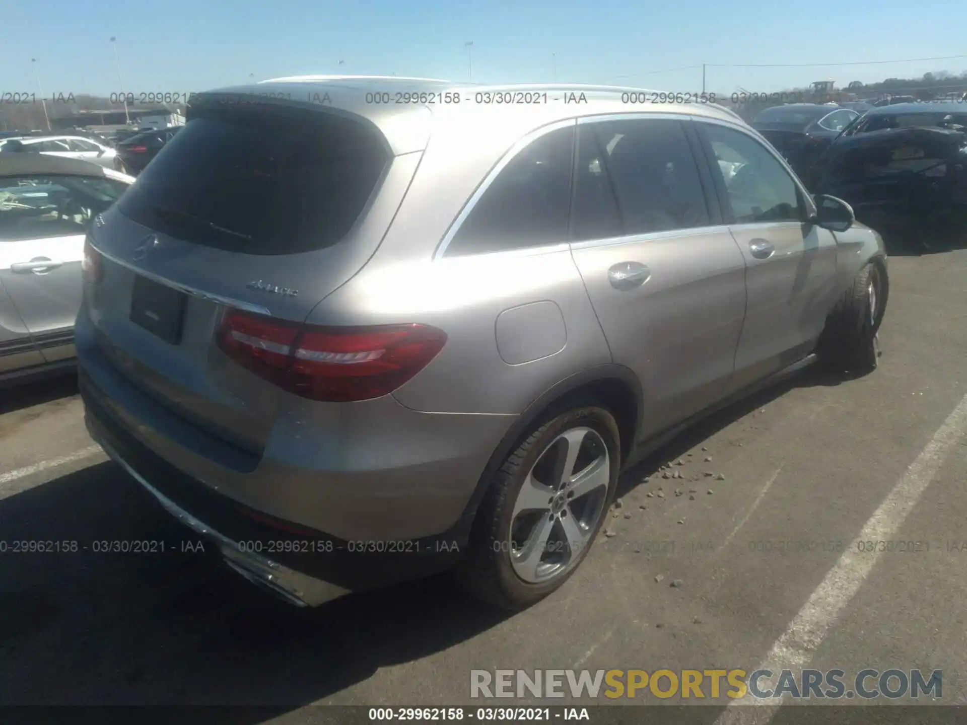 4 Photograph of a damaged car WDC0G4KB3KV181760 MERCEDES-BENZ GLC 2019