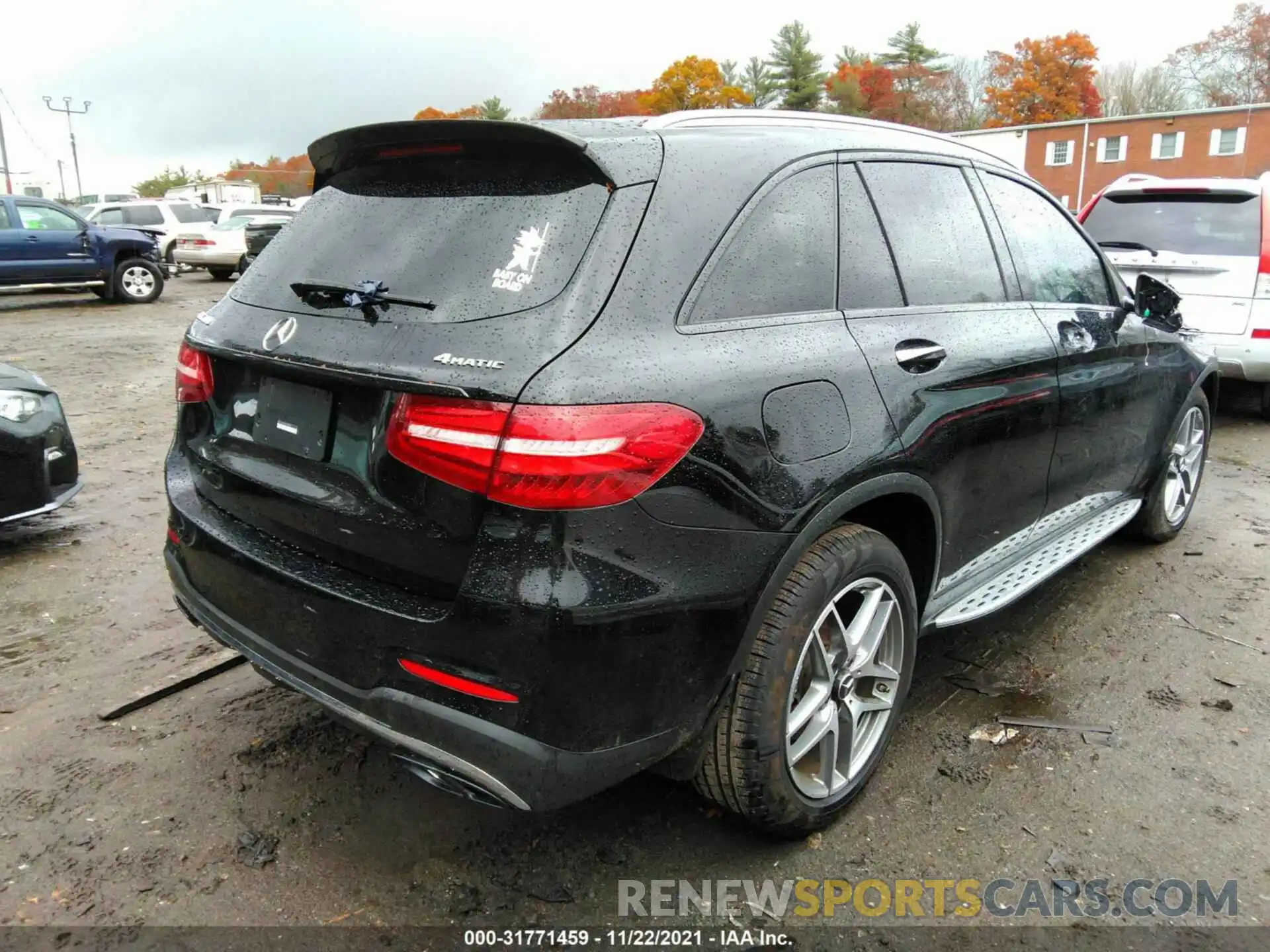 4 Photograph of a damaged car WDC0G4KB3KV183931 MERCEDES-BENZ GLC 2019