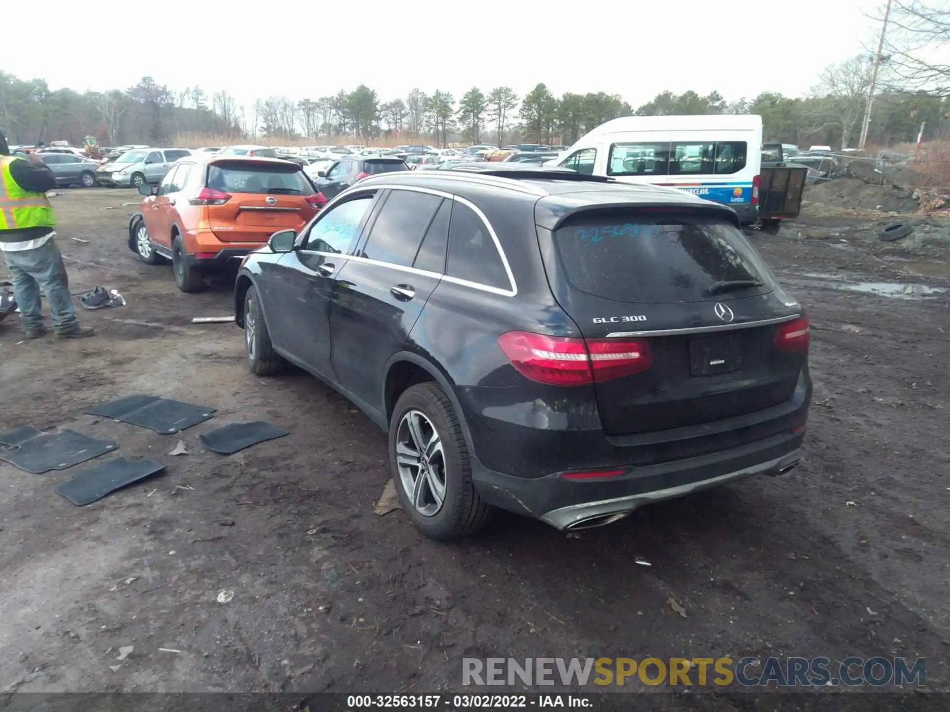 3 Photograph of a damaged car WDC0G4KB4KF664426 MERCEDES-BENZ GLC 2019