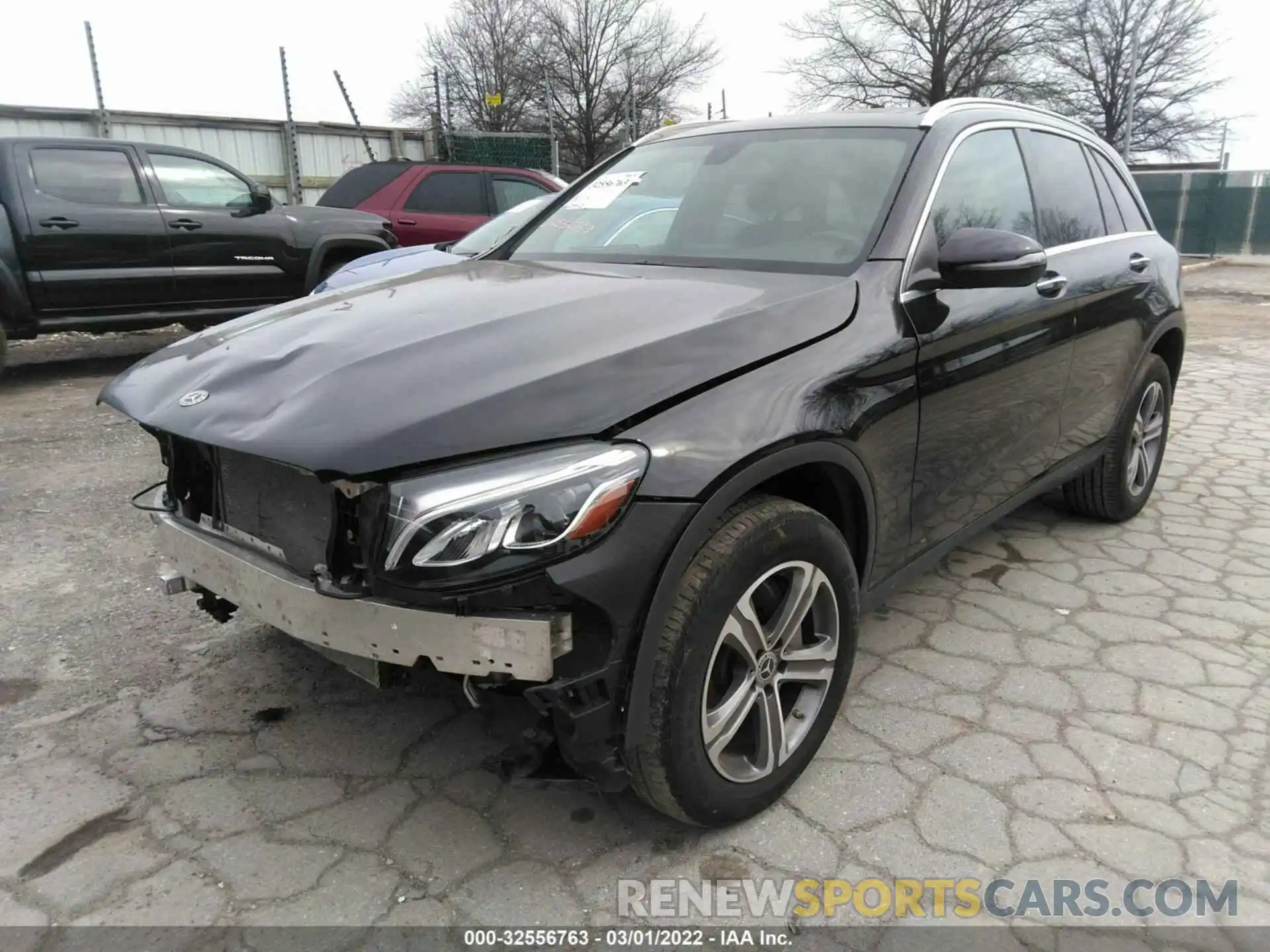 2 Photograph of a damaged car WDC0G4KB4KF668122 MERCEDES-BENZ GLC 2019