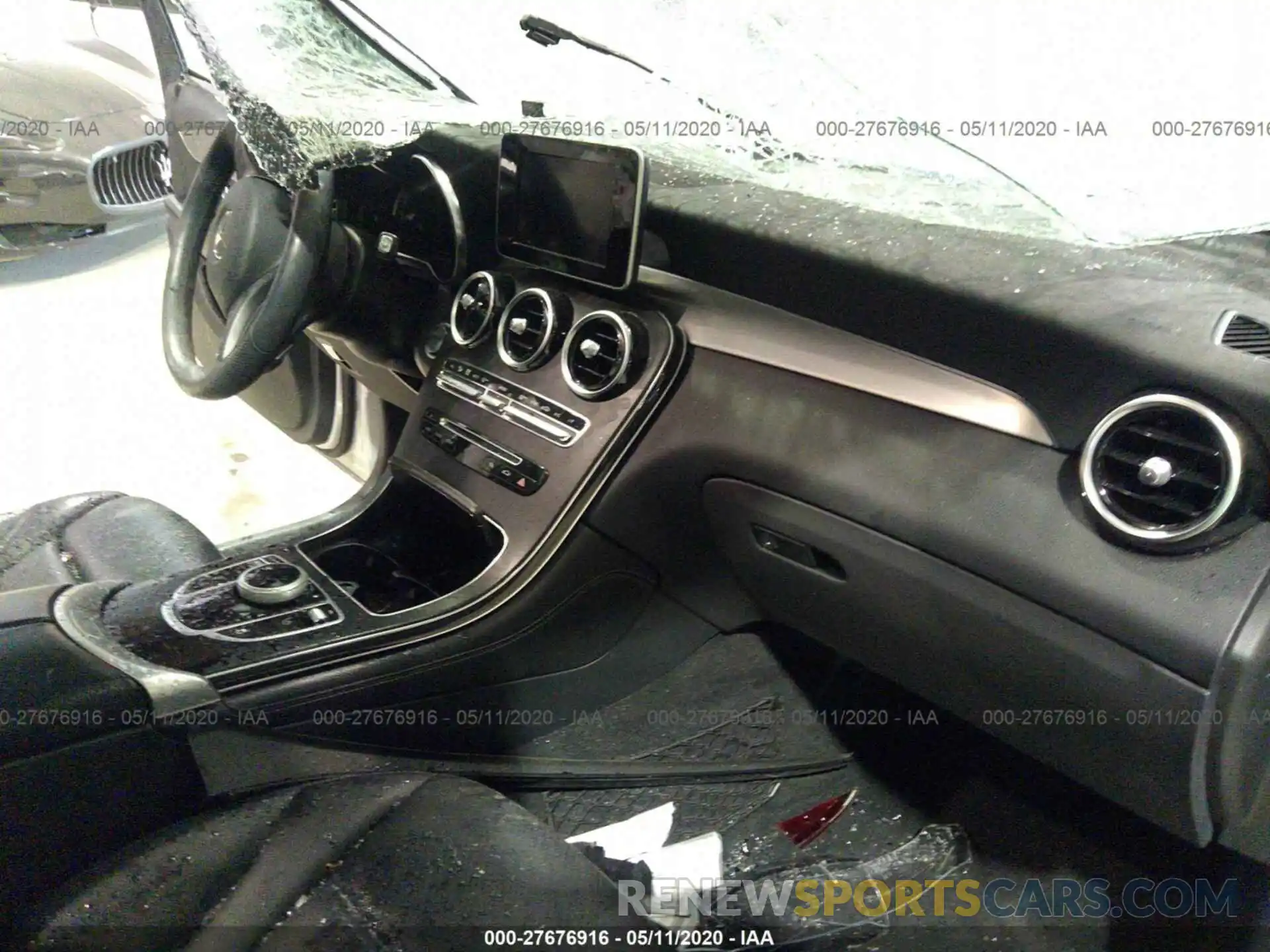 5 Photograph of a damaged car WDC0G4KB4KV118618 MERCEDES-BENZ GLC 2019