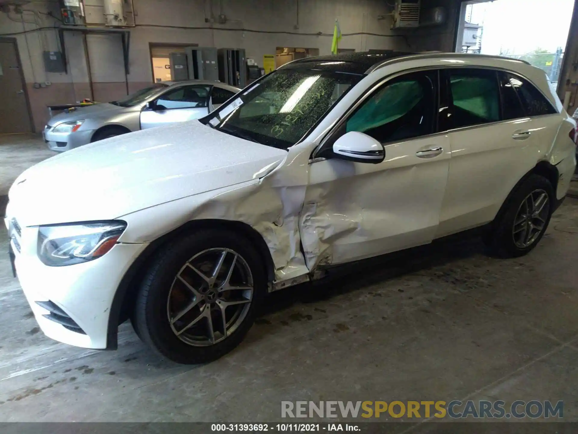 2 Photograph of a damaged car WDC0G4KB4KV146015 MERCEDES-BENZ GLC 2019