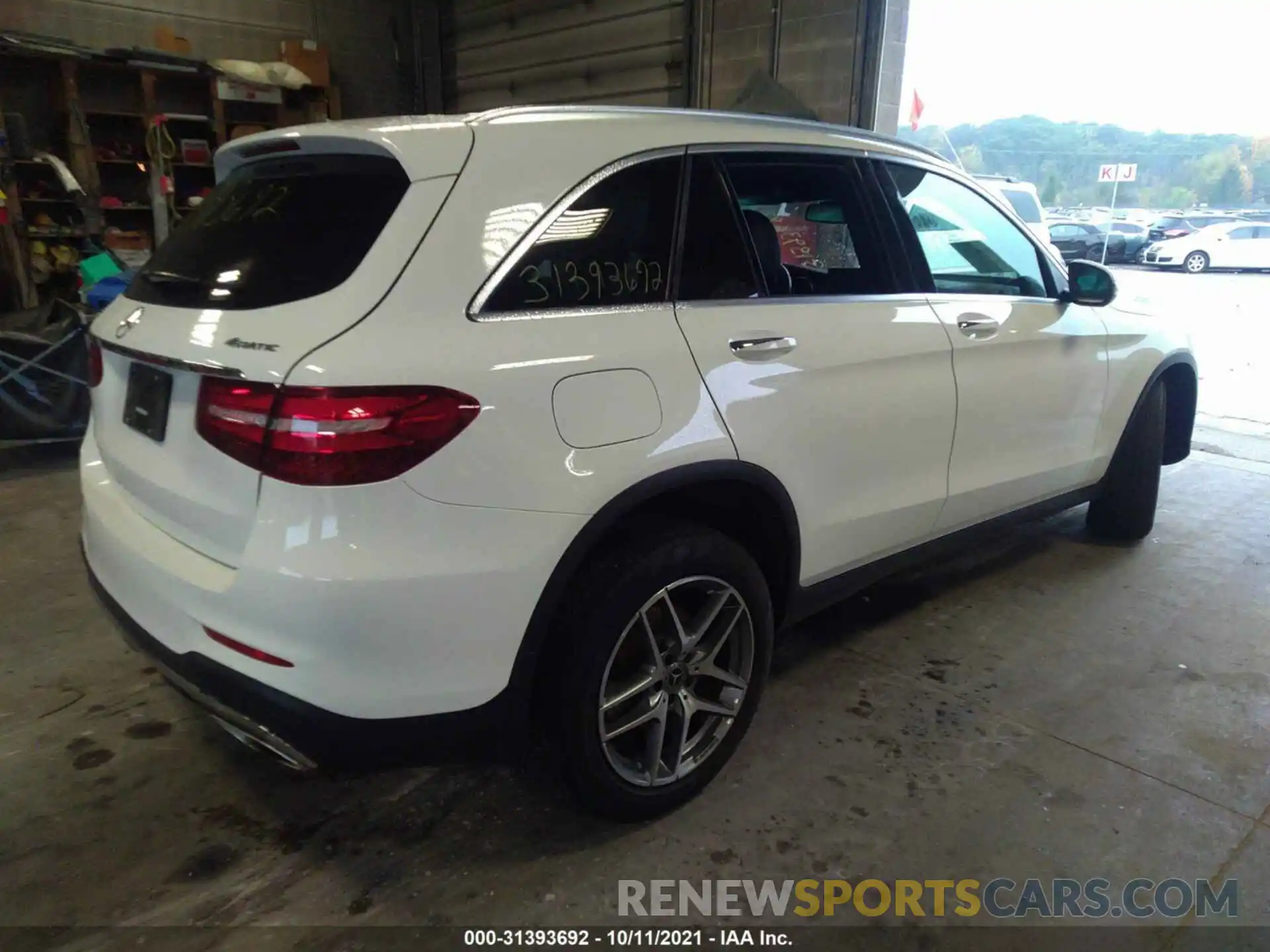 4 Фотография поврежденного автомобиля WDC0G4KB4KV146015 MERCEDES-BENZ GLC 2019