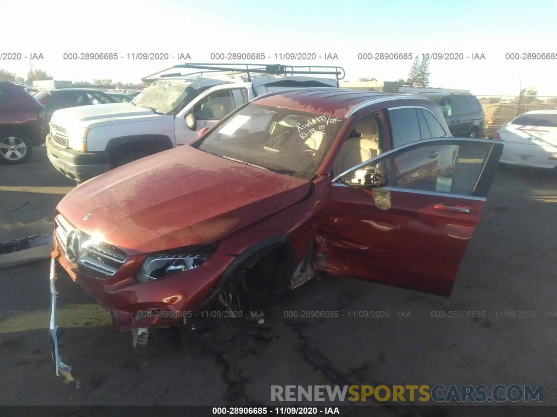 2 Photograph of a damaged car WDC0G4KB4KV188829 MERCEDES-BENZ GLC 2019