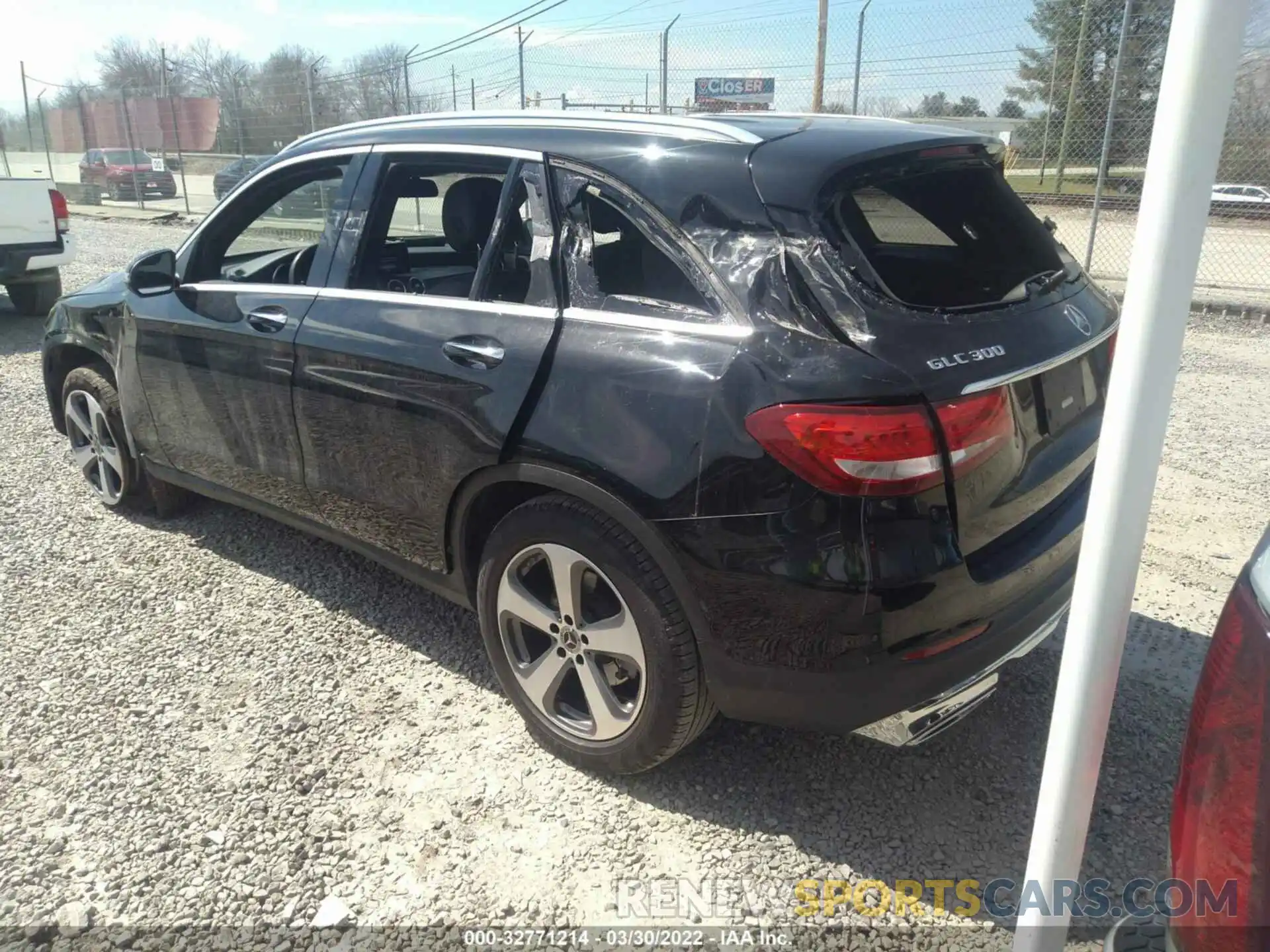 3 Photograph of a damaged car WDC0G4KB5KV129997 MERCEDES-BENZ GLC 2019