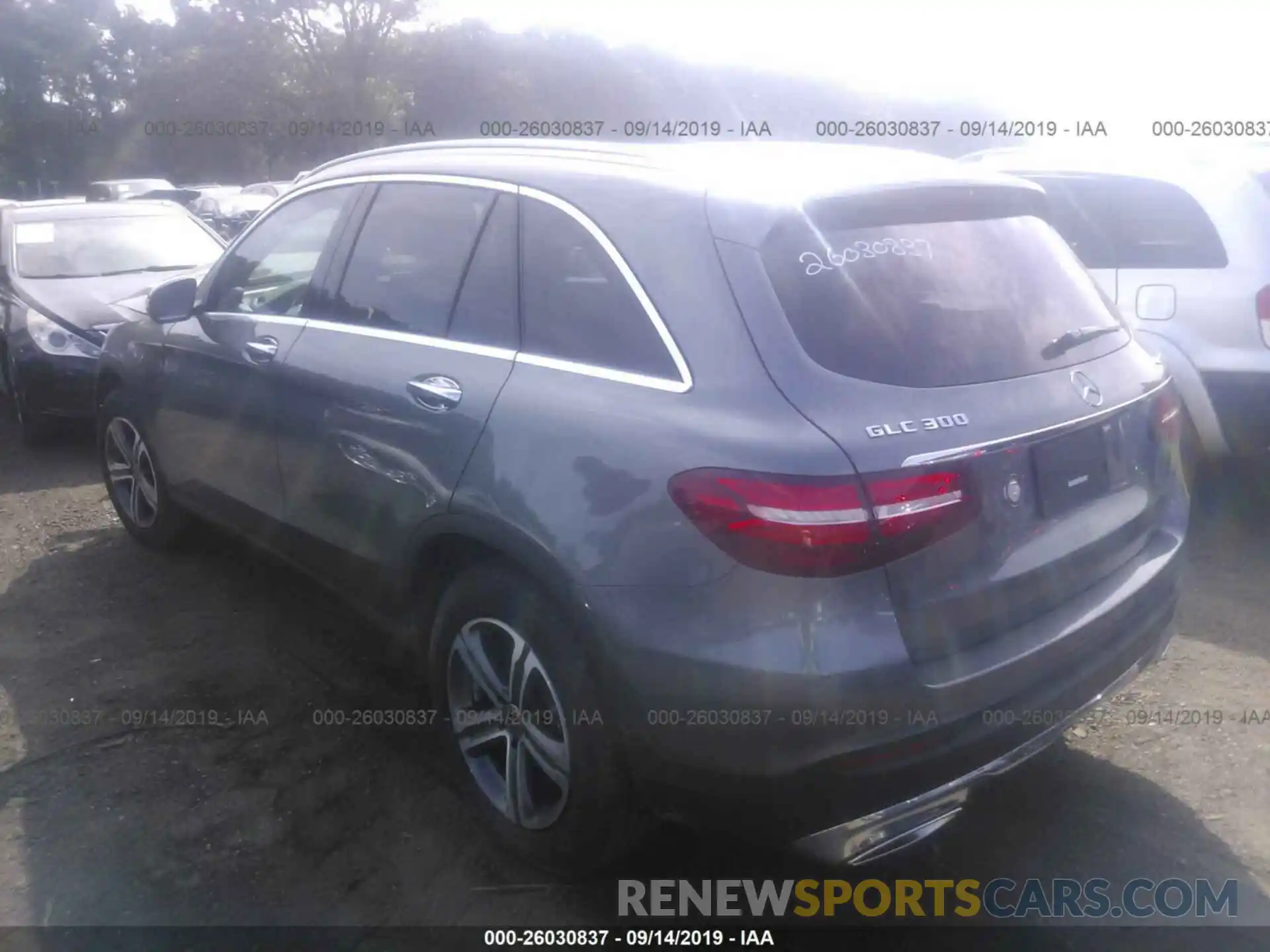 3 Photograph of a damaged car WDC0G4KB5KV134052 MERCEDES-BENZ GLC 2019