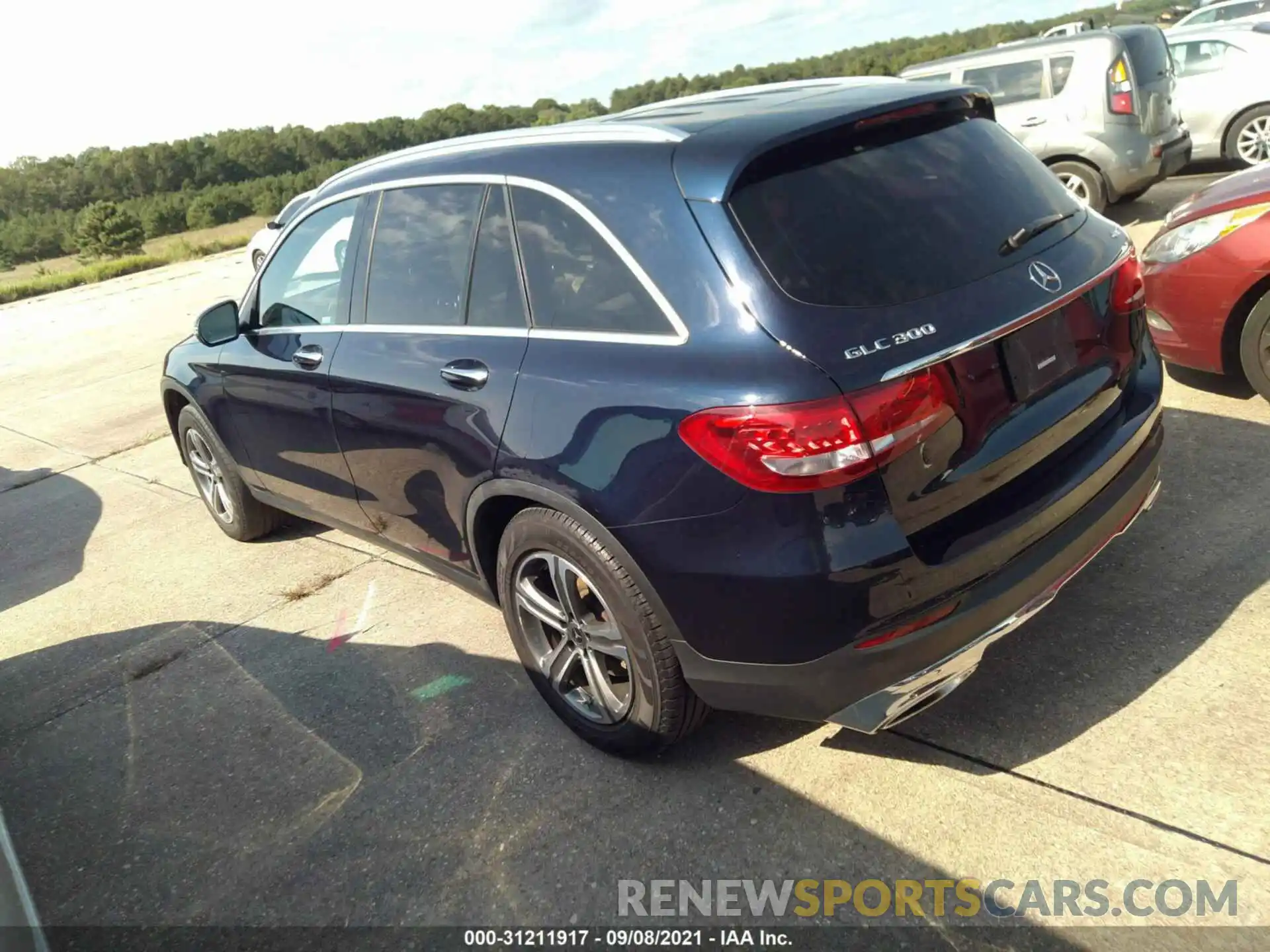 3 Photograph of a damaged car WDC0G4KB5KV145780 MERCEDES-BENZ GLC 2019