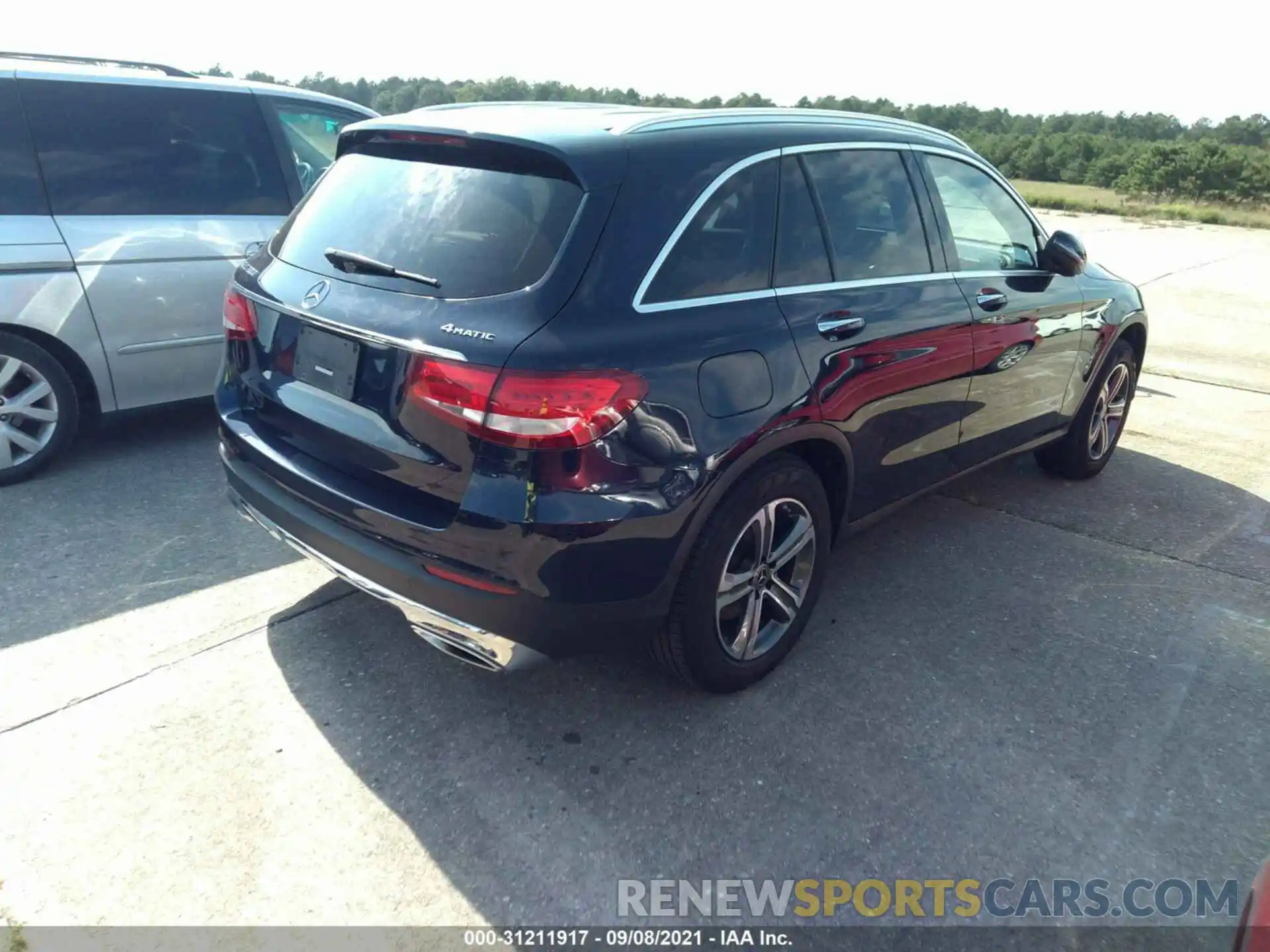 4 Photograph of a damaged car WDC0G4KB5KV145780 MERCEDES-BENZ GLC 2019