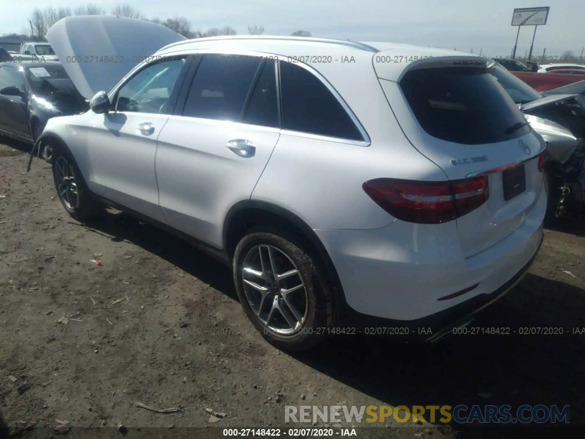 3 Photograph of a damaged car WDC0G4KB5KV147321 MERCEDES-BENZ GLC 2019