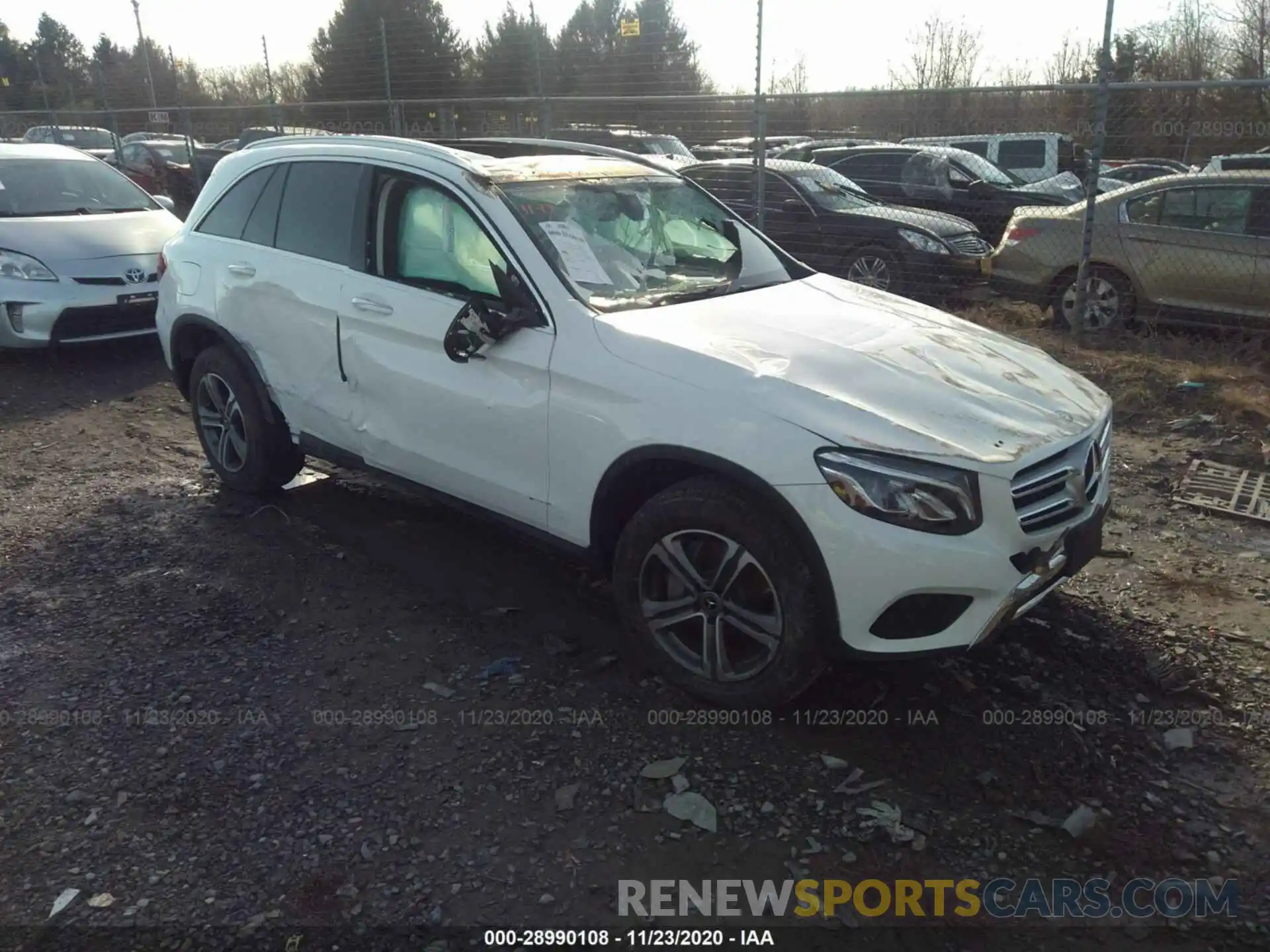 1 Photograph of a damaged car WDC0G4KB5KV184045 MERCEDES-BENZ GLC 2019