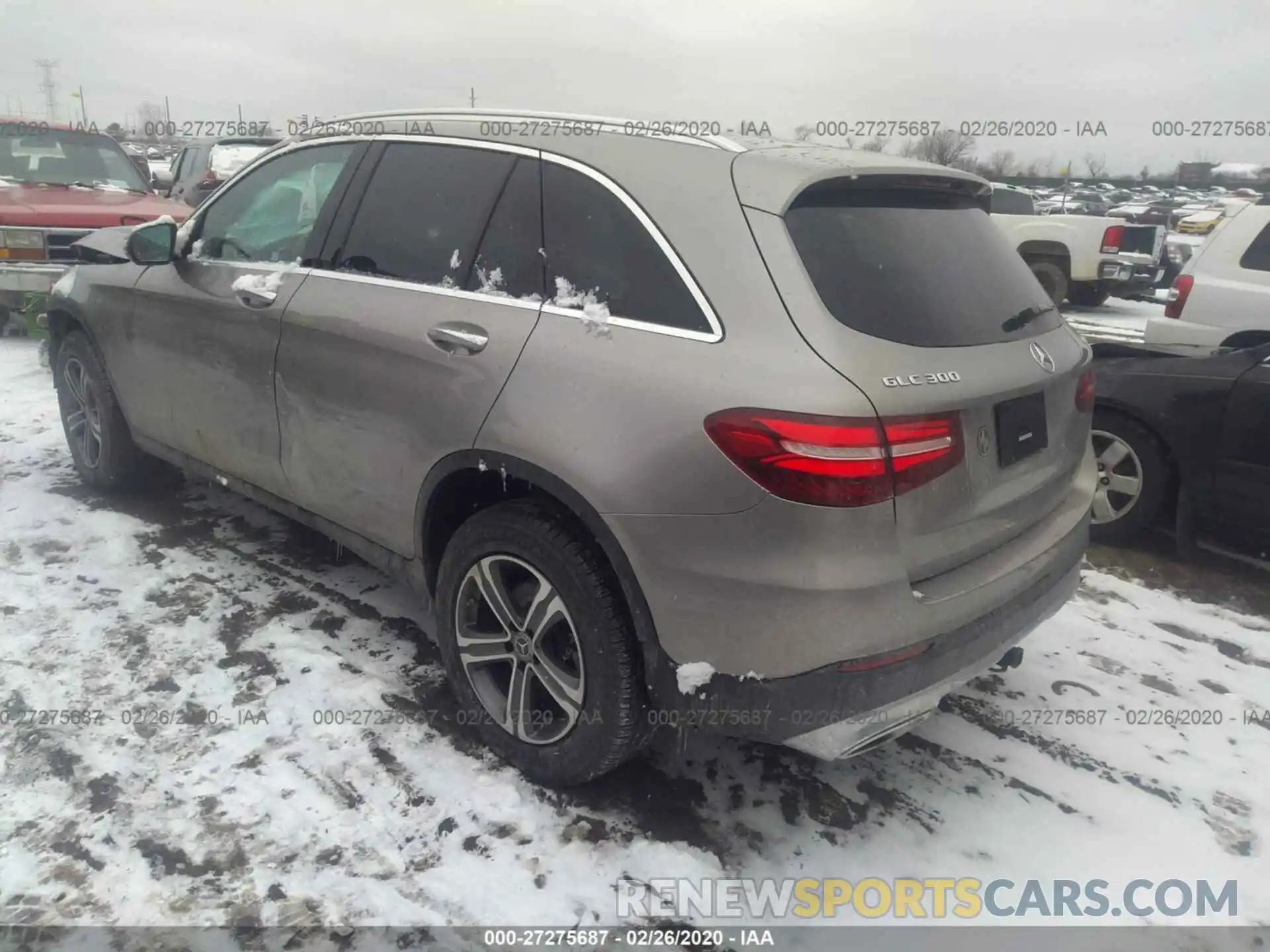 3 Photograph of a damaged car WDC0G4KB5KV185647 MERCEDES-BENZ GLC 2019