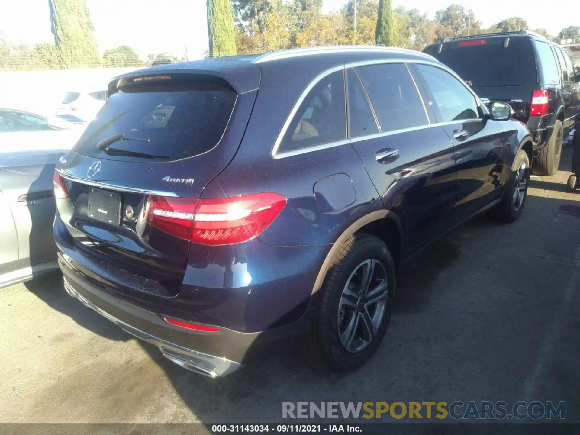 4 Photograph of a damaged car WDC0G4KB5KV189942 MERCEDES-BENZ GLC 2019