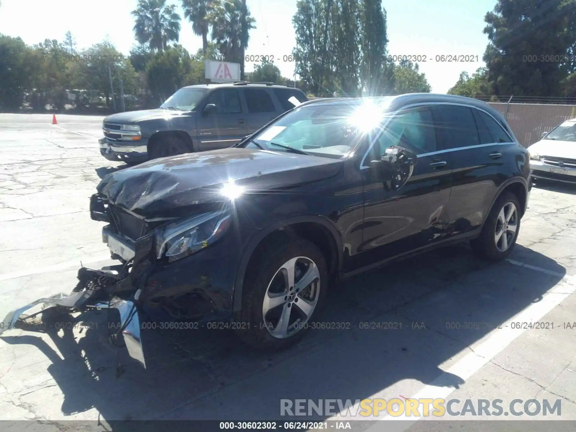 2 Photograph of a damaged car WDC0G4KB5KV191805 MERCEDES-BENZ GLC 2019