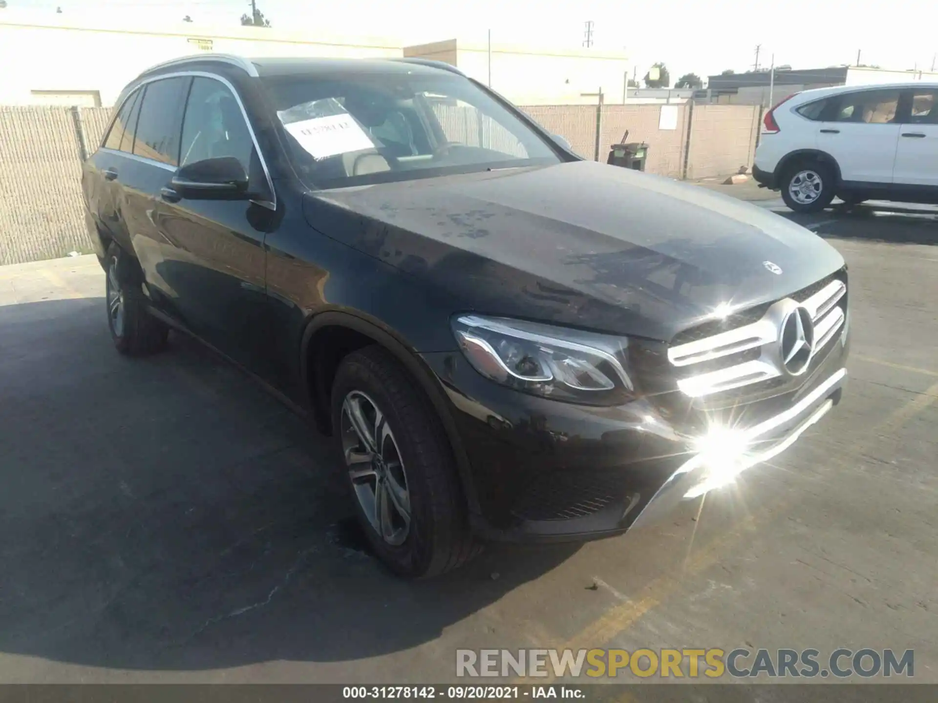 1 Photograph of a damaged car WDC0G4KB5KV197295 MERCEDES-BENZ GLC 2019