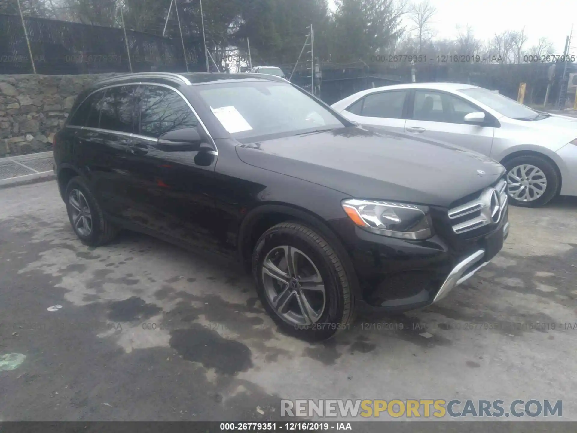 1 Photograph of a damaged car WDC0G4KB6KF545664 MERCEDES-BENZ GLC 2019