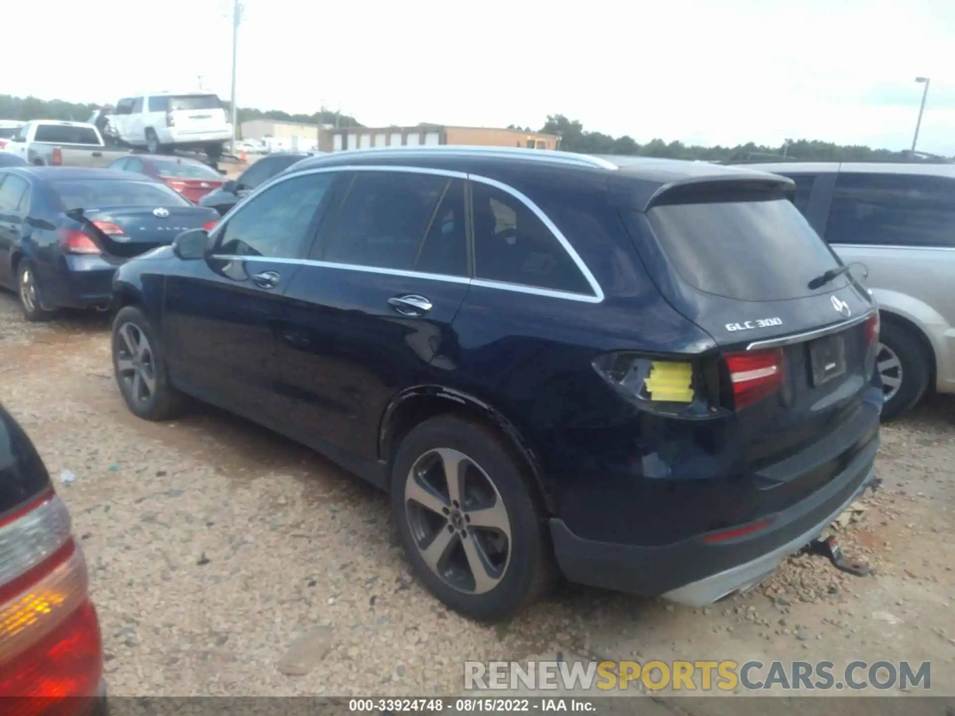 3 Photograph of a damaged car WDC0G4KB6KF599093 MERCEDES-BENZ GLC 2019