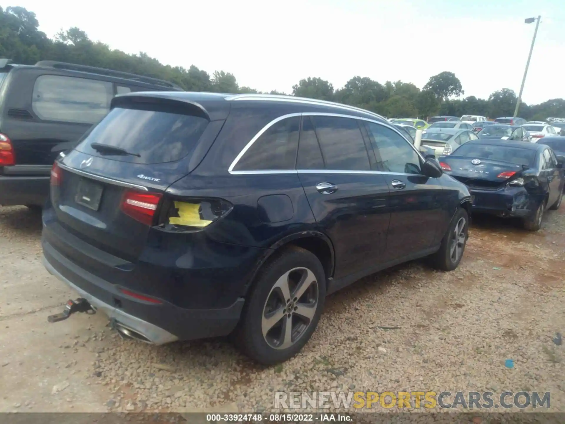 4 Photograph of a damaged car WDC0G4KB6KF599093 MERCEDES-BENZ GLC 2019