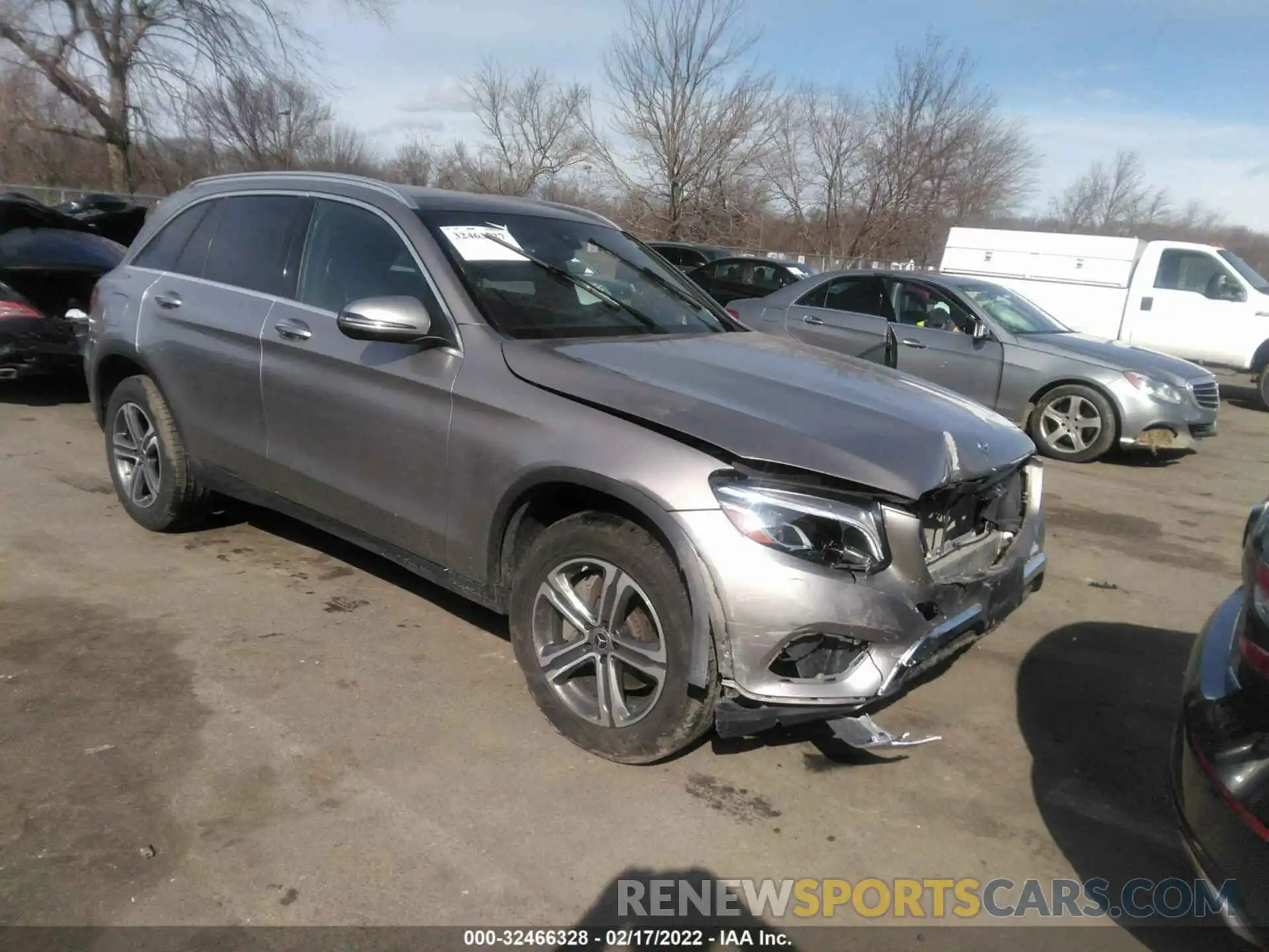 1 Photograph of a damaged car WDC0G4KB6KF663035 MERCEDES-BENZ GLC 2019