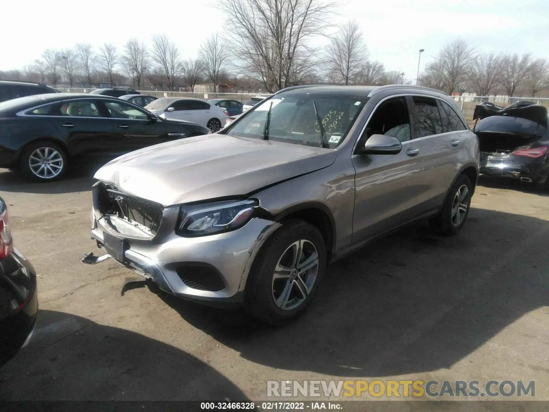 2 Photograph of a damaged car WDC0G4KB6KF663035 MERCEDES-BENZ GLC 2019