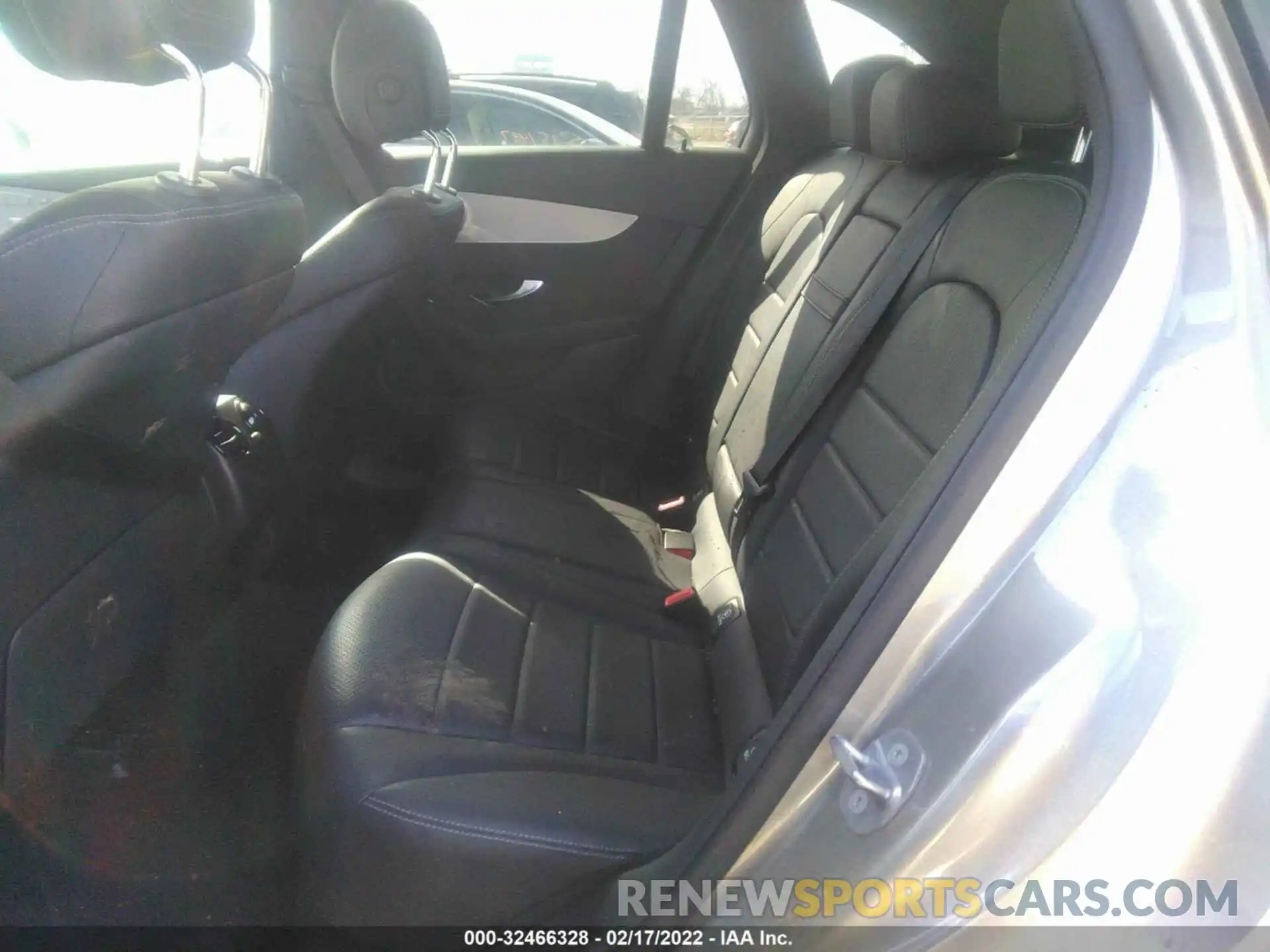 8 Photograph of a damaged car WDC0G4KB6KF663035 MERCEDES-BENZ GLC 2019