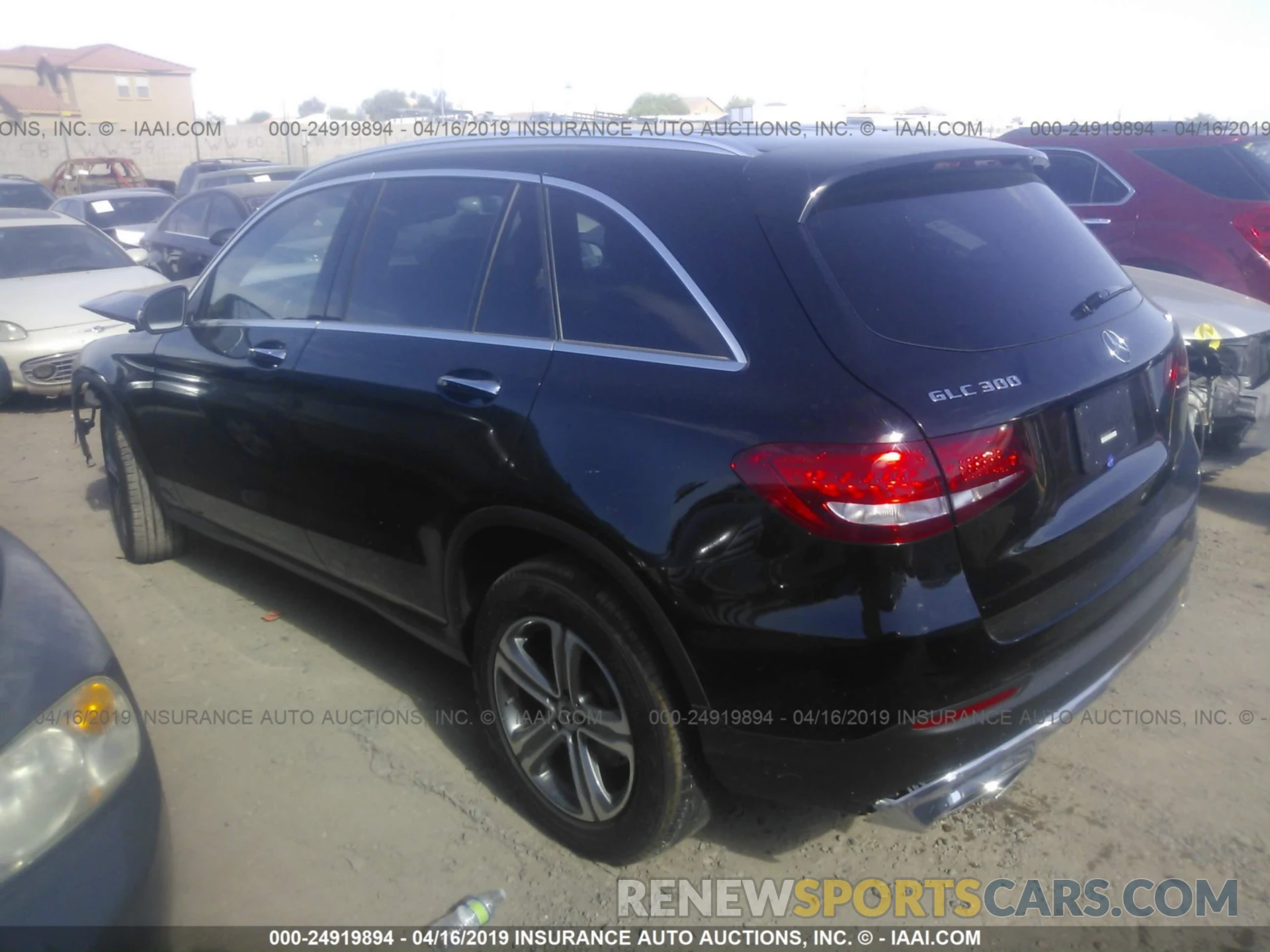 3 Photograph of a damaged car WDC0G4KB6KV126557 MERCEDES-BENZ GLC 2019