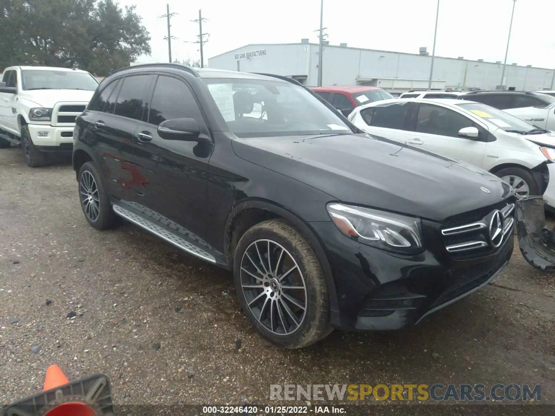 1 Photograph of a damaged car WDC0G4KB6KV127417 MERCEDES-BENZ GLC 2019