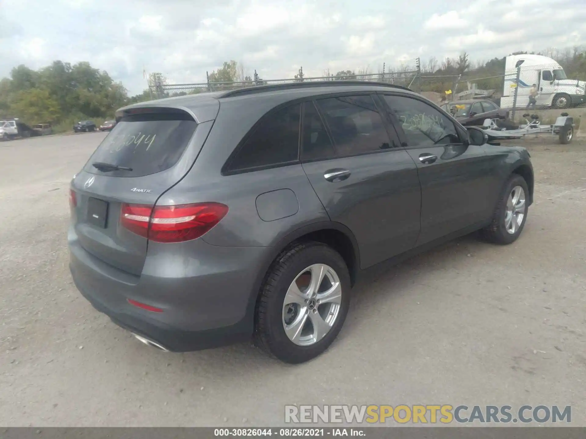 4 Фотография поврежденного автомобиля WDC0G4KB6KV129278 MERCEDES-BENZ GLC 2019