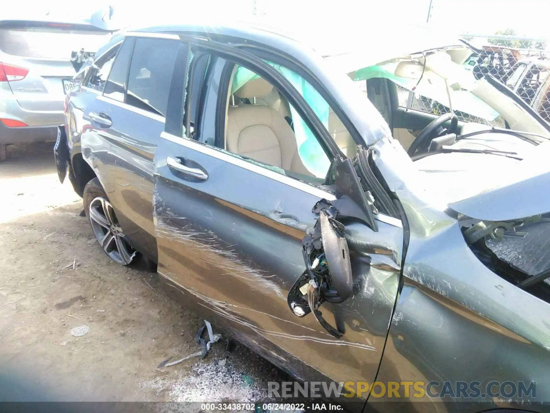 6 Photograph of a damaged car WDC0G4KB6KV150180 MERCEDES-BENZ GLC 2019