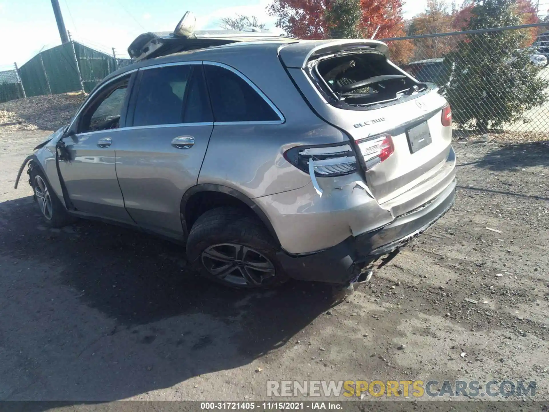 3 Photograph of a damaged car WDC0G4KB6KV151538 MERCEDES-BENZ GLC 2019