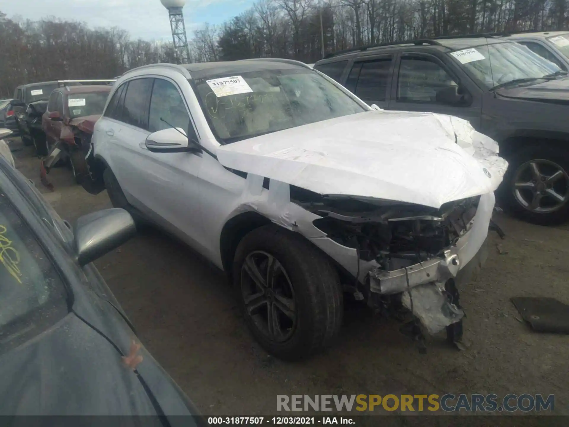 1 Photograph of a damaged car WDC0G4KB6KV153807 MERCEDES-BENZ GLC 2019