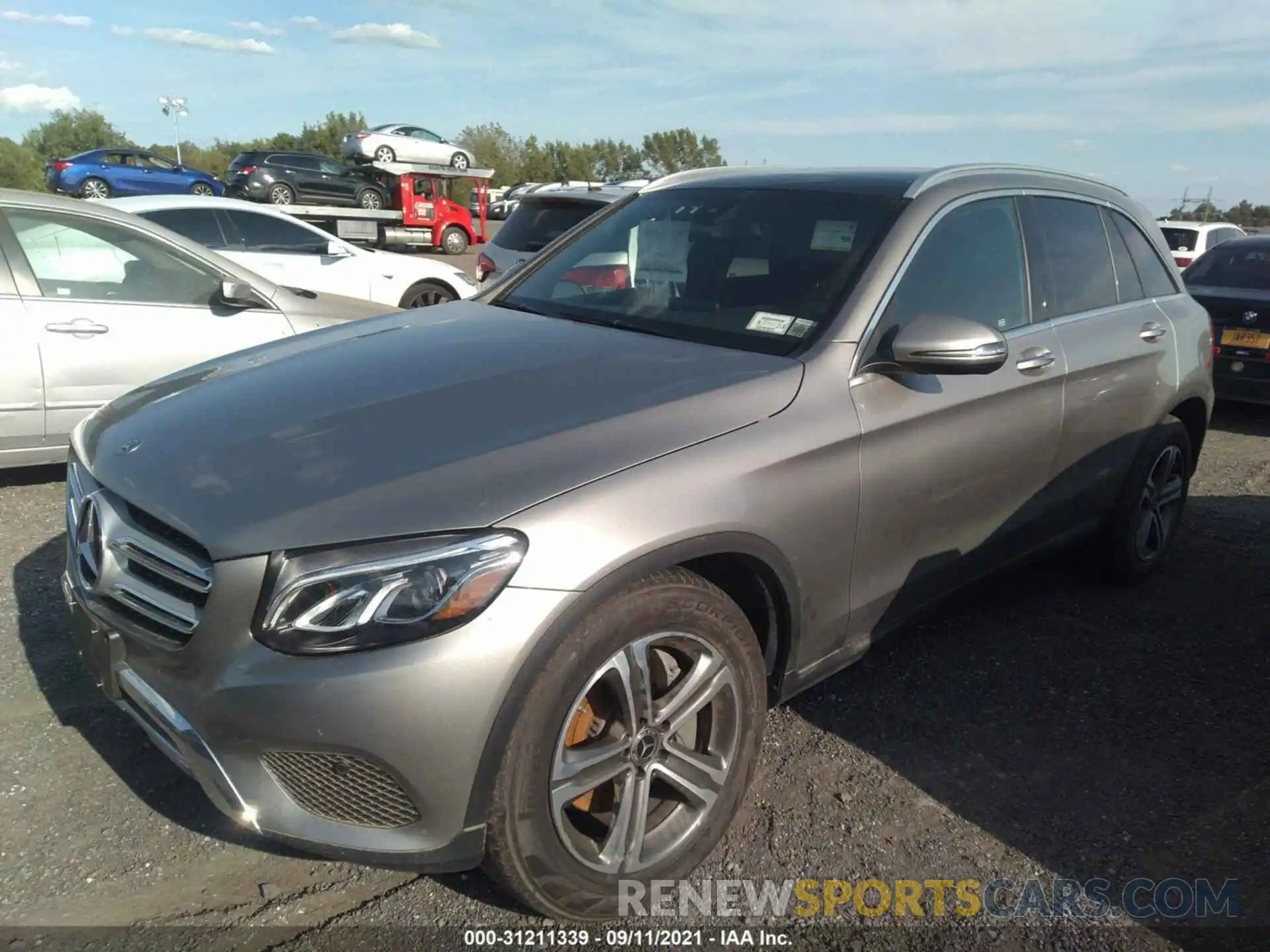 2 Photograph of a damaged car WDC0G4KB6KV189903 MERCEDES-BENZ GLC 2019