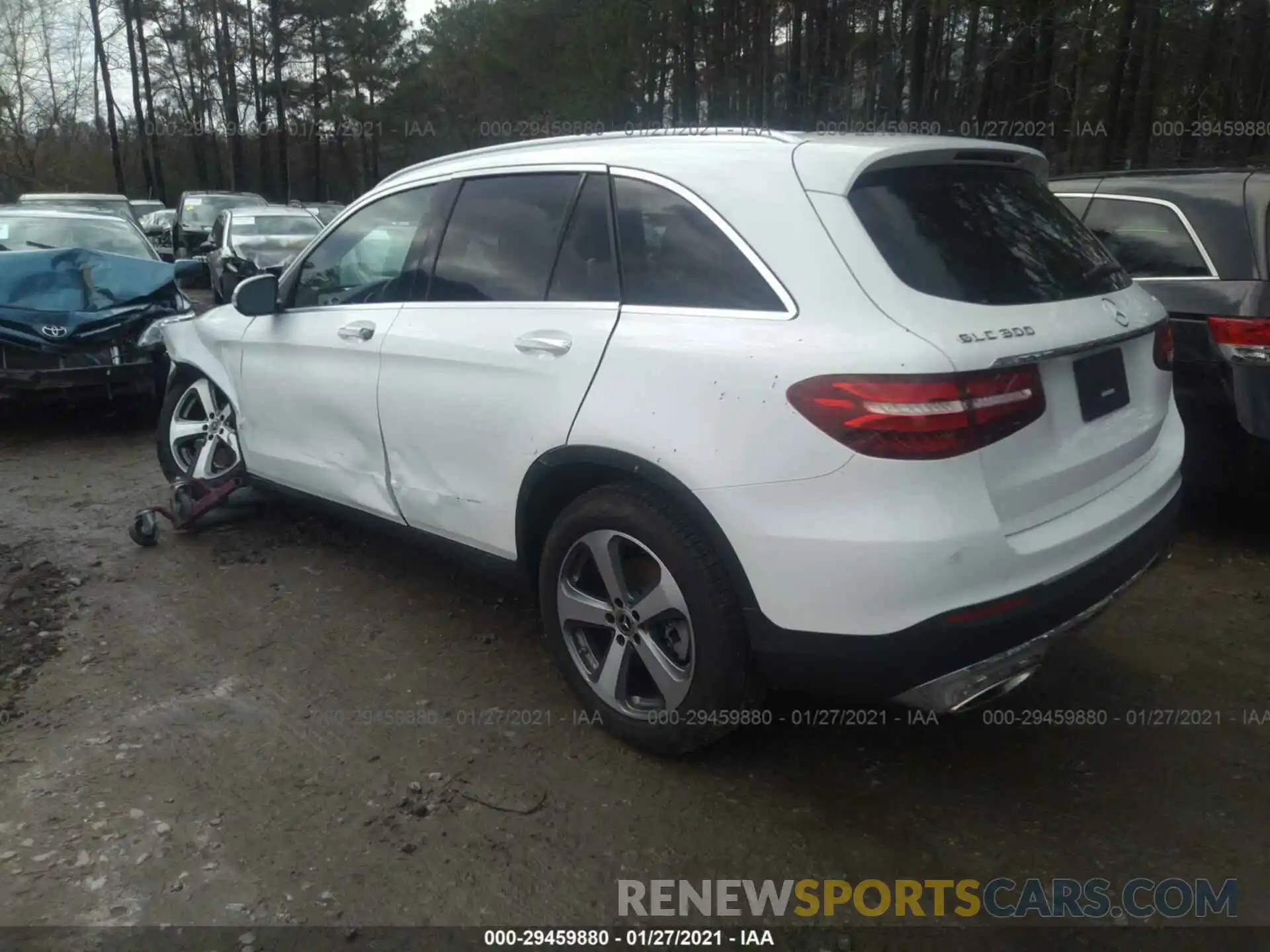 3 Photograph of a damaged car WDC0G4KB6KV190503 MERCEDES-BENZ GLC 2019