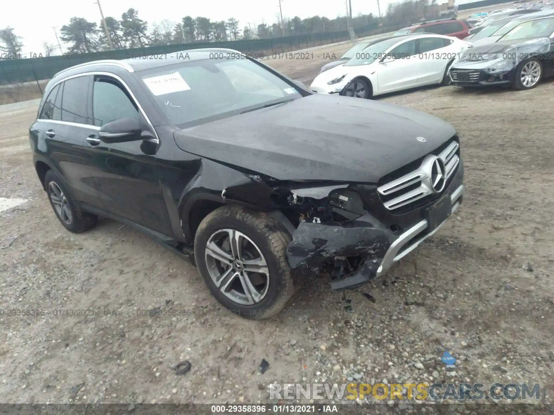 1 Photograph of a damaged car WDC0G4KB7KF593478 MERCEDES-BENZ GLC 2019