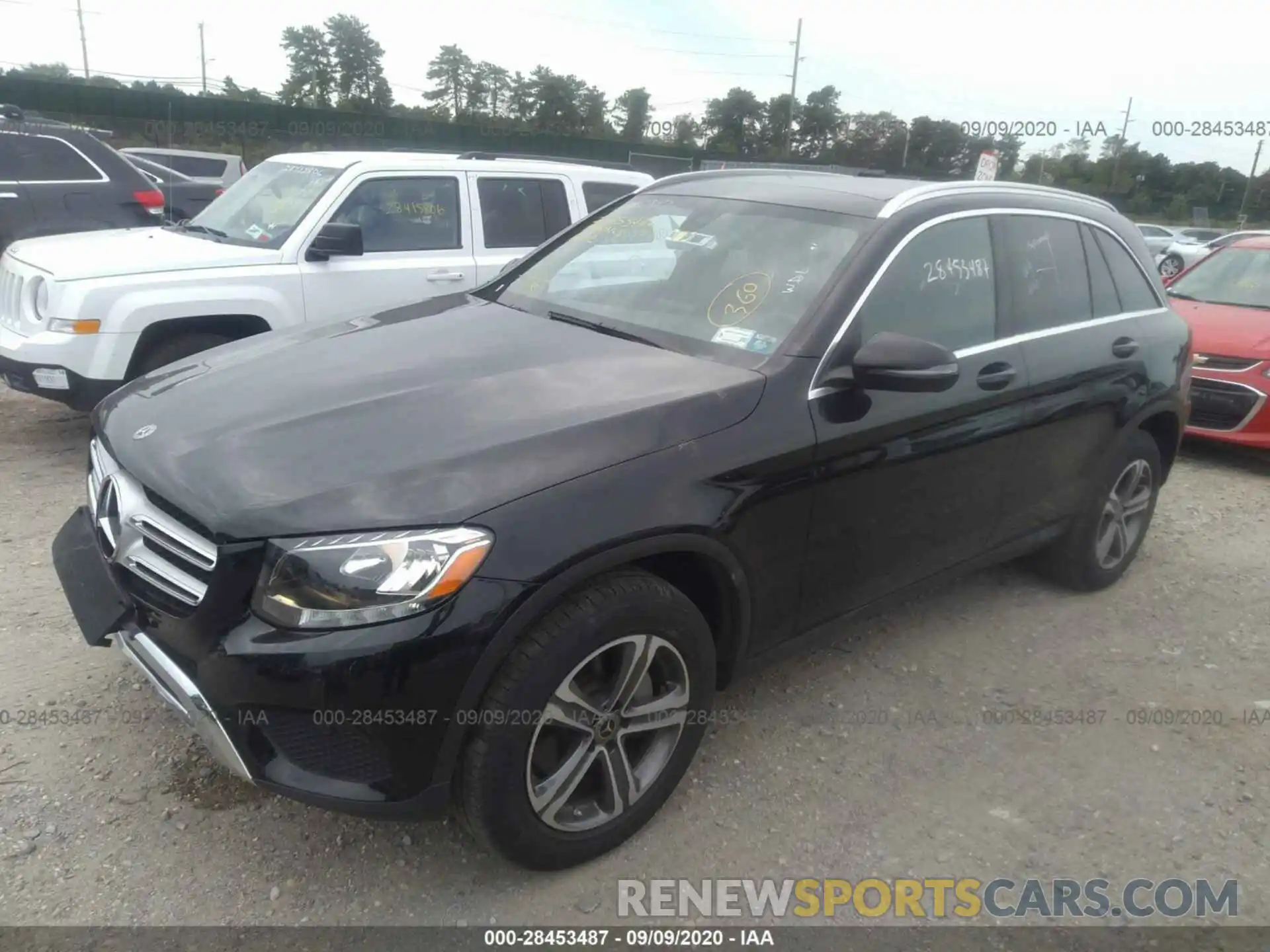 2 Photograph of a damaged car WDC0G4KB7KF606939 MERCEDES-BENZ GLC 2019