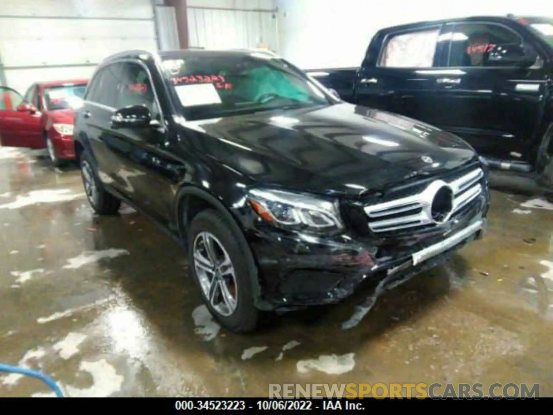 1 Photograph of a damaged car WDC0G4KB7KF633509 MERCEDES-BENZ GLC 2019