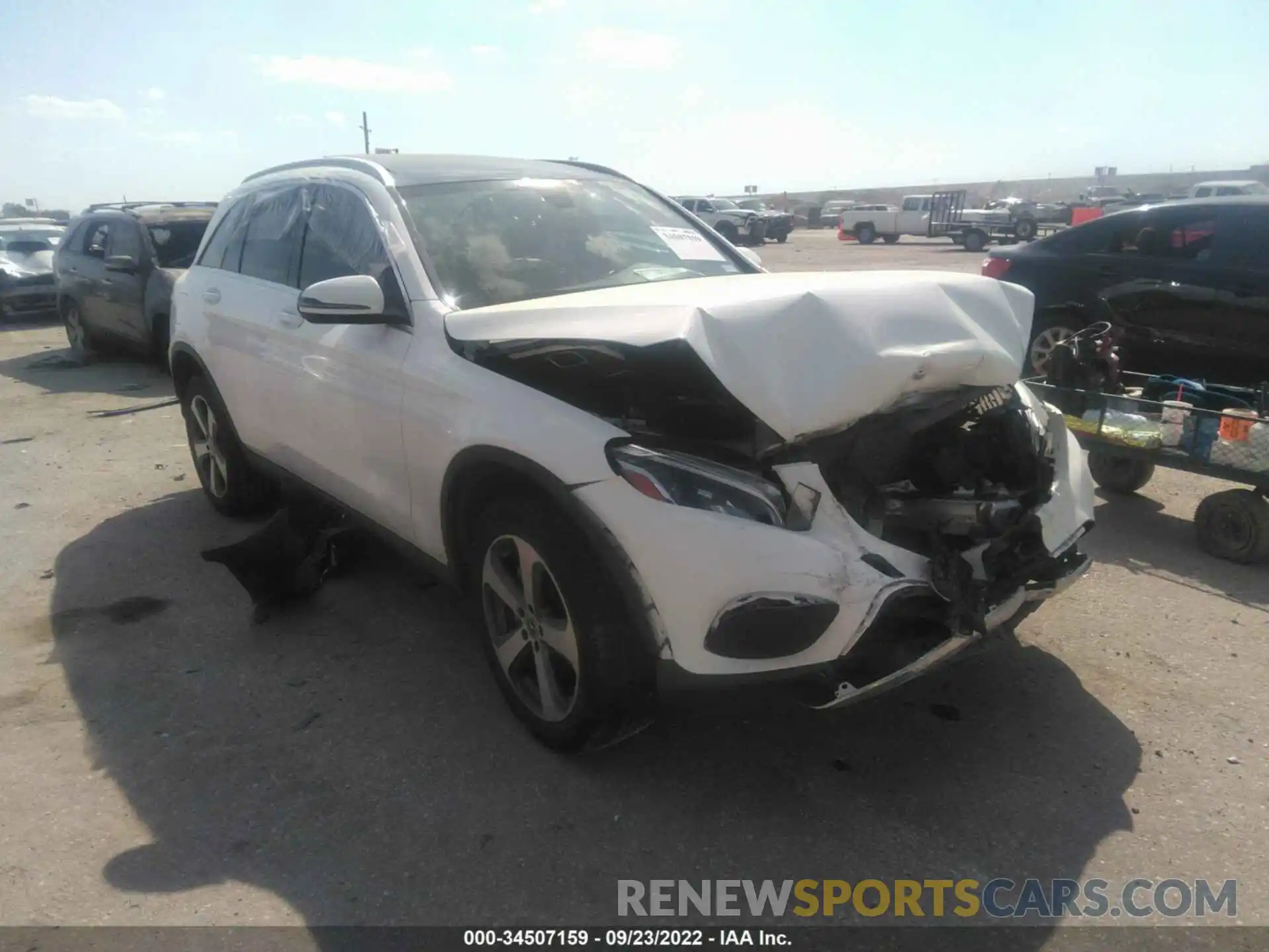 1 Photograph of a damaged car WDC0G4KB7KV123103 MERCEDES-BENZ GLC 2019