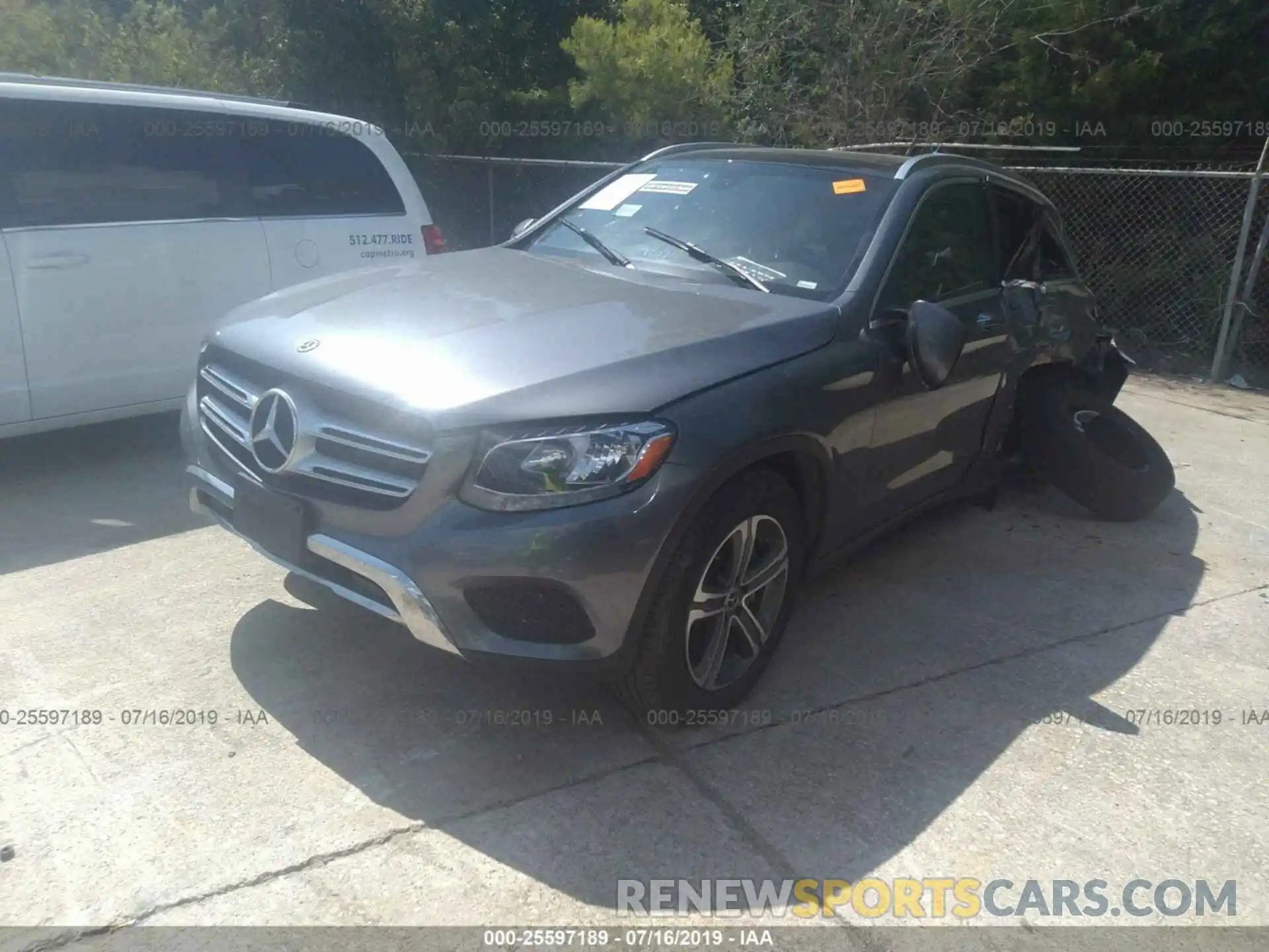 2 Photograph of a damaged car WDC0G4KB7KV123988 MERCEDES-BENZ GLC 2019